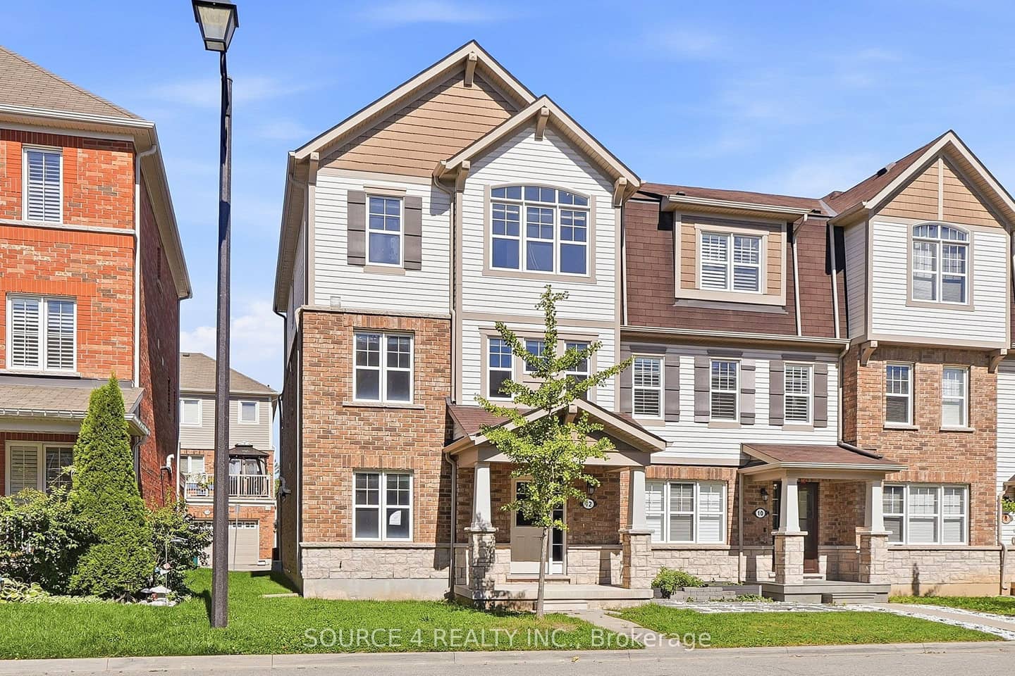 12 Tight Court, Milton, ON L9T 8S3