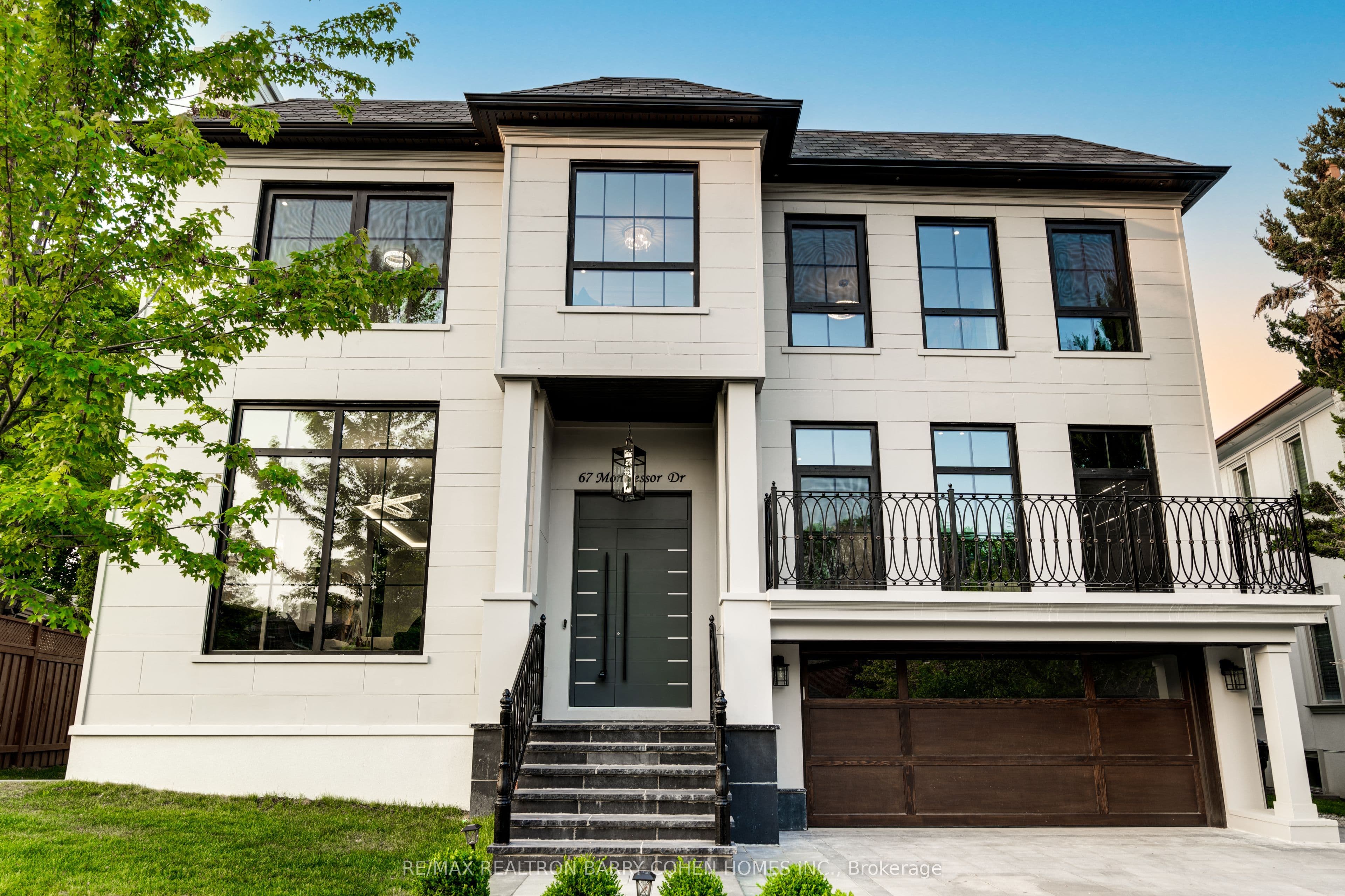 67 Montressor Drive N, Toronto, ON M2P 1Z3