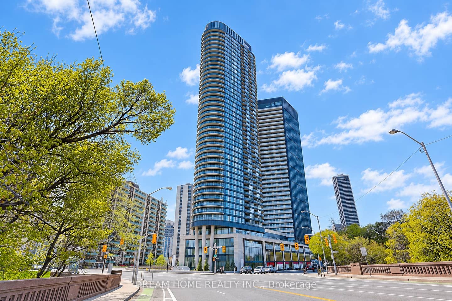585 Bloor Street E 1622, Toronto, ON M4W 0B3