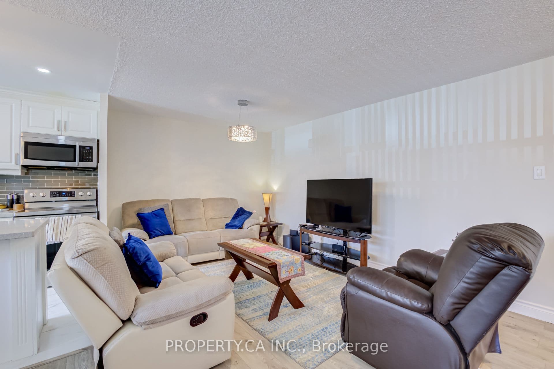 966 Inverhouse Drive 109, Mississauga, ON L5J 4B6