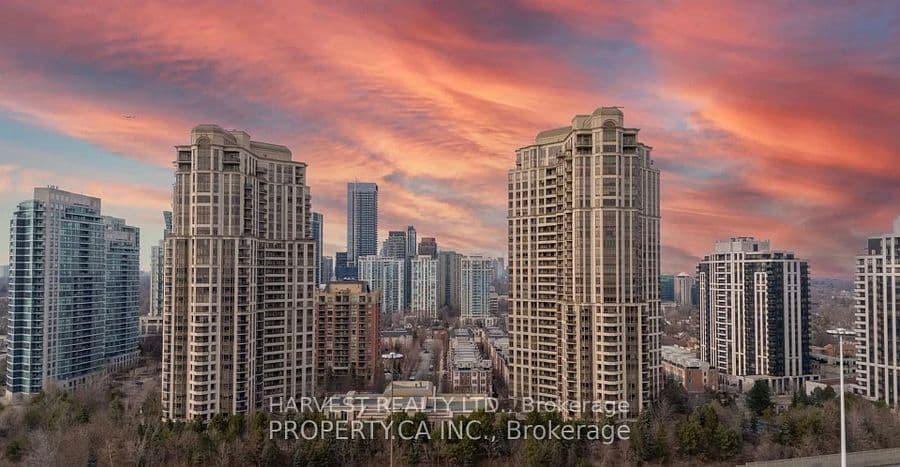 80 Harrison Garden Boulevard 1015, Toronto, ON M2N 7E3