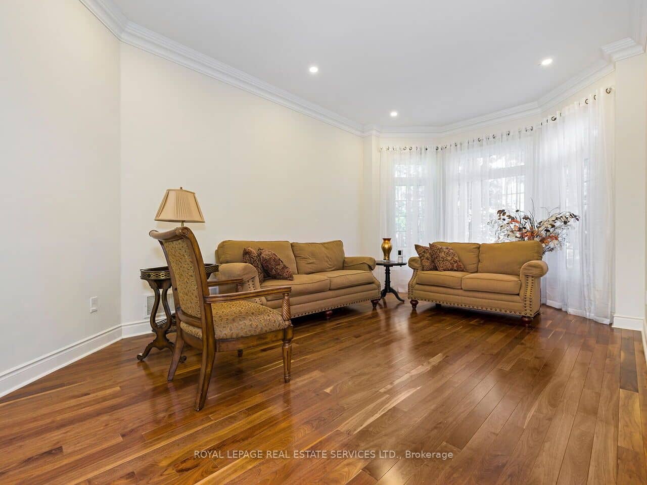 11 Beauvista Circuit, Vaughan, ON L4H 3G6
