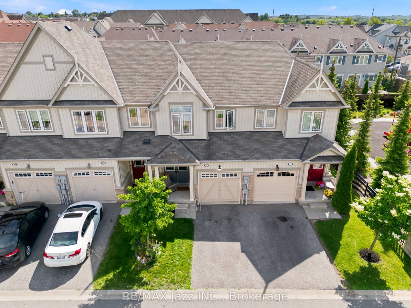 15 Farmstead Drive, Clarington, ON L1C 0K9