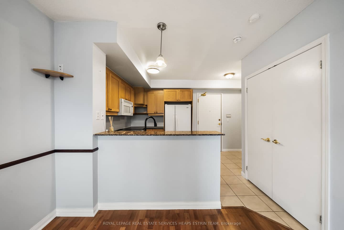 1801 Bayview Avenue 103, Toronto, ON M4G 4K2