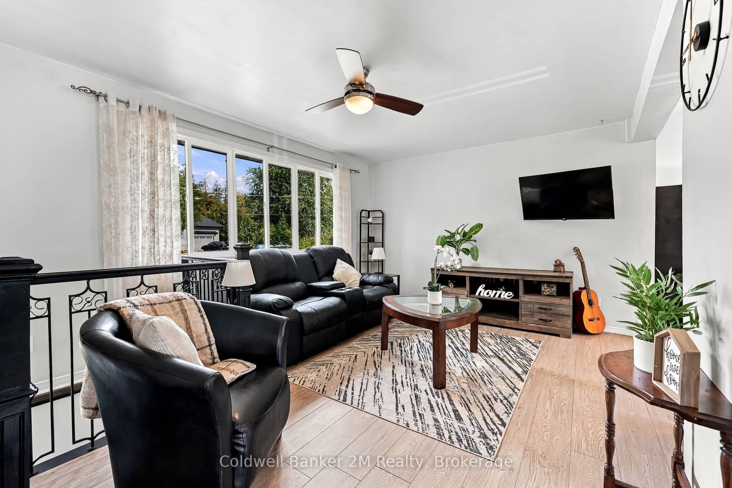 31 Johnston Street, Georgina, ON L0E 1N0