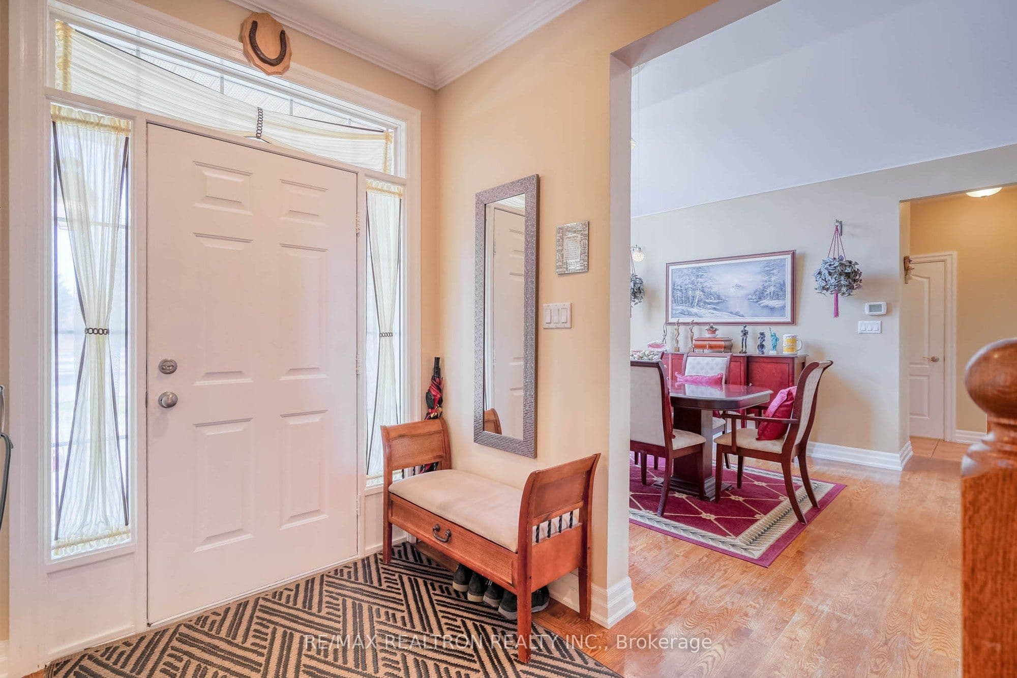 486 Falconwood Hollow, Aurora, ON L4G 7M1