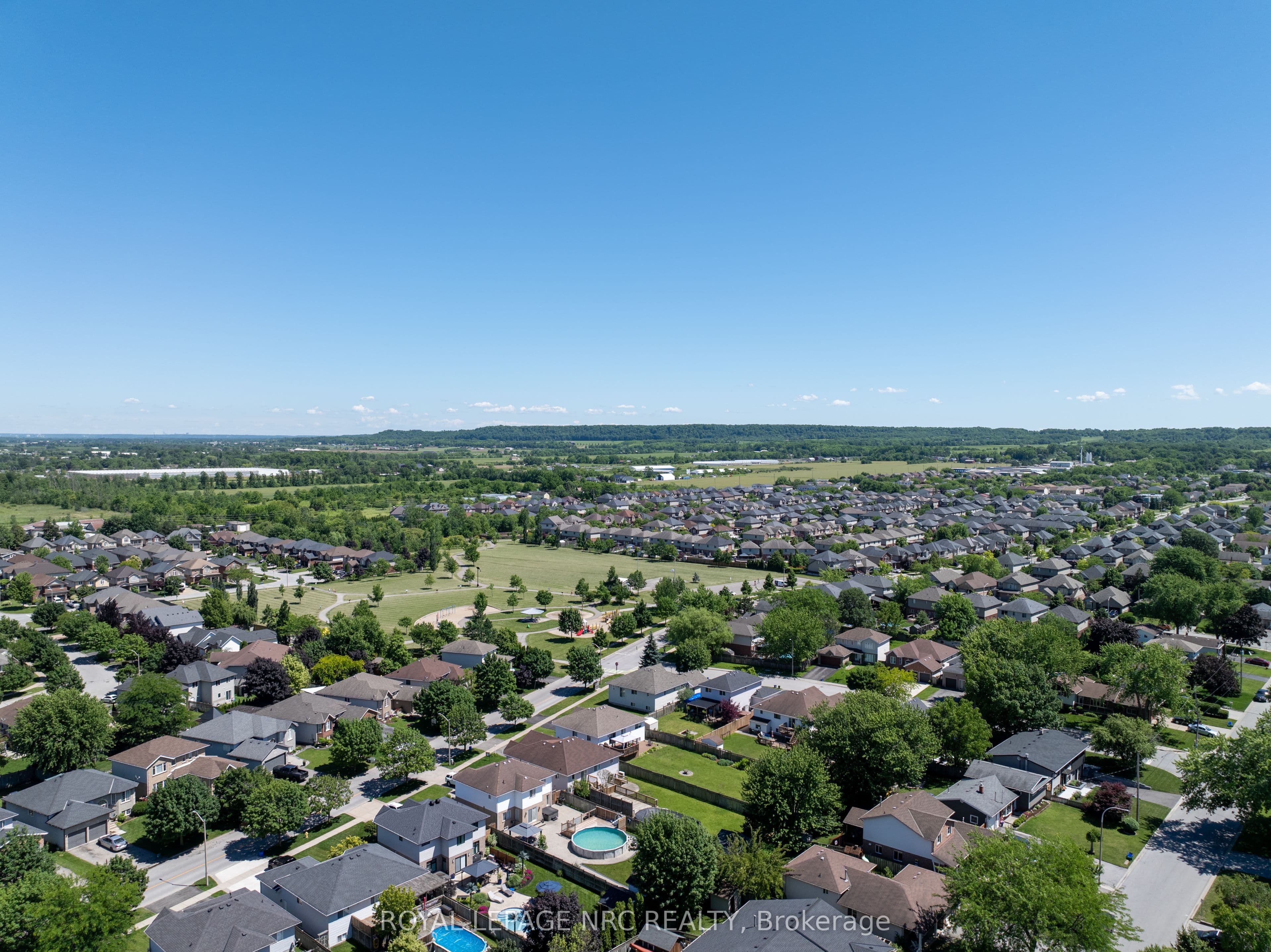 4916 Homestead Drive, Lincoln, ON L3J 0C4