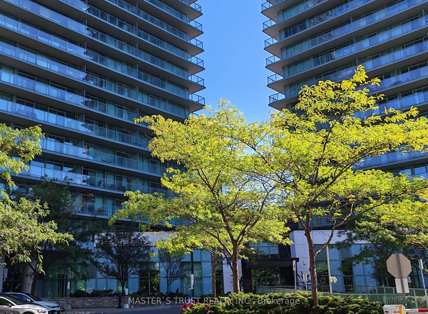 5508 Yonge Street 1106, Toronto, ON M2N 7L2