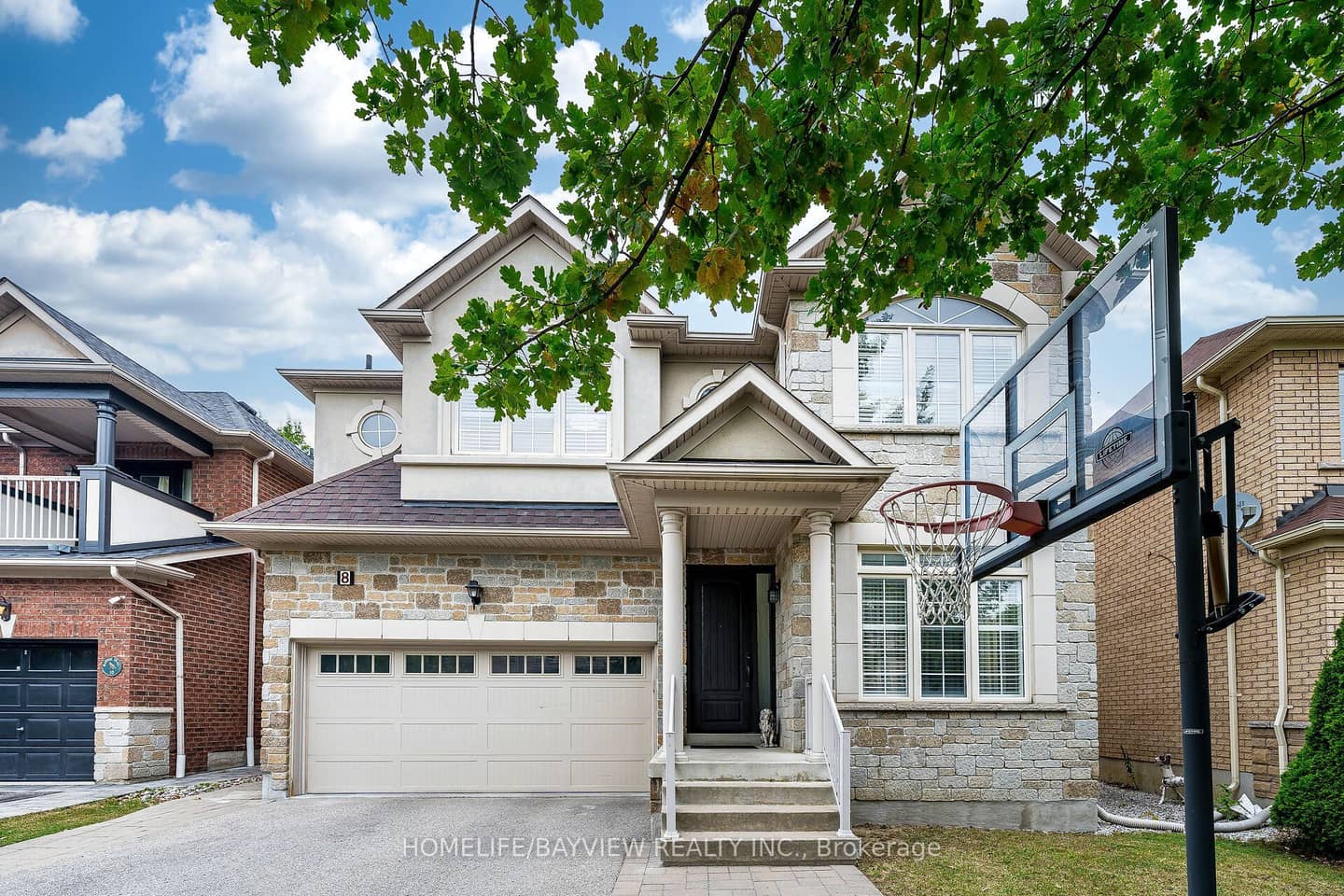 8 Matisse Trail, Vaughan, ON L4J 9A5