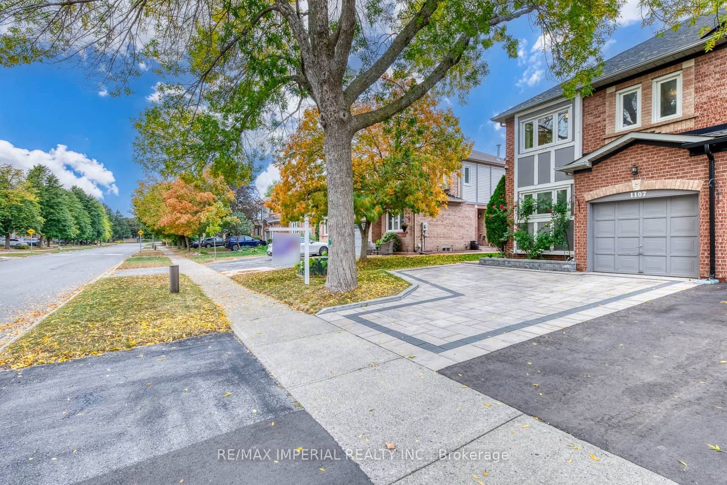 1107 Gable Drive, Oakville, ON L6J 7R3