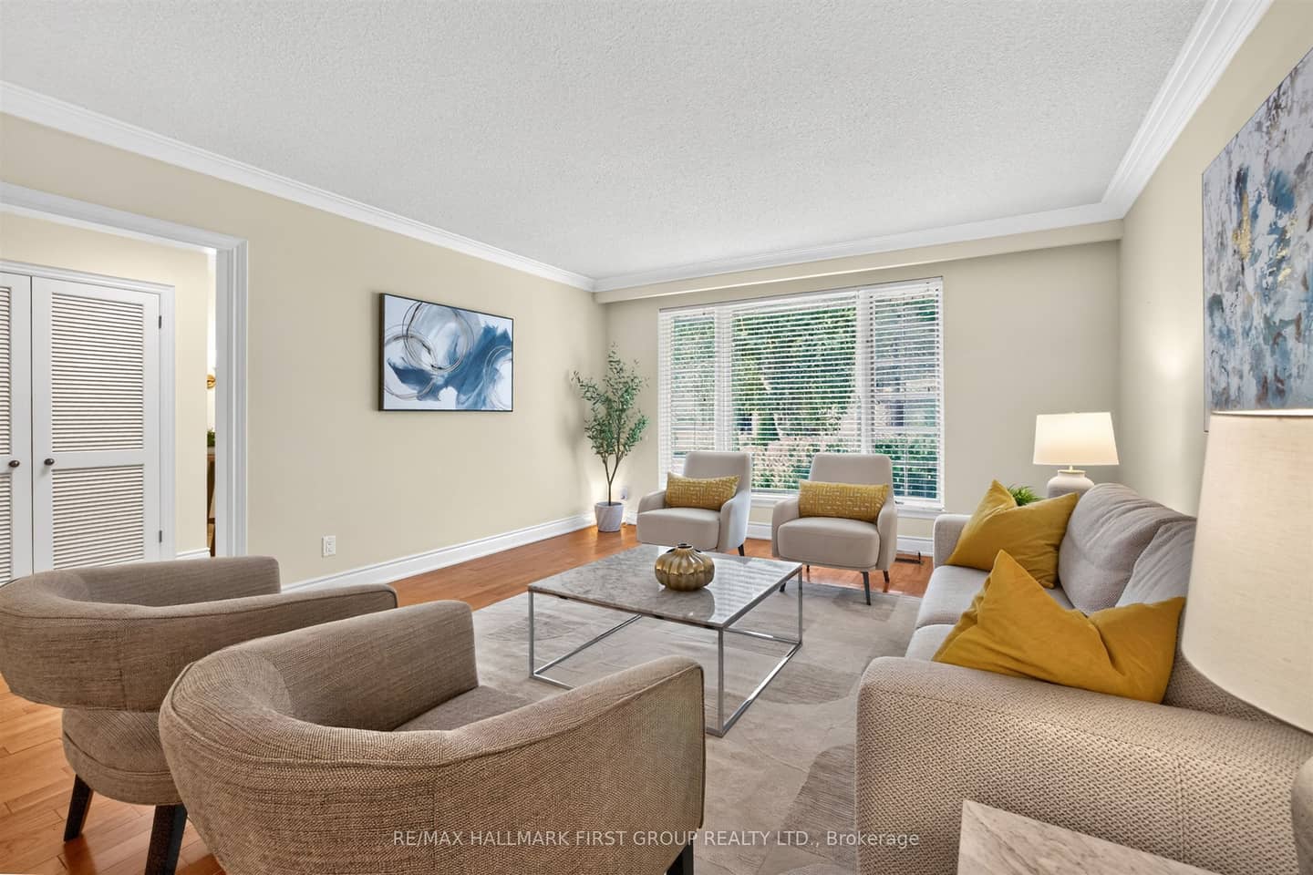 21 Ivan Road, Toronto, ON M1C 1V1