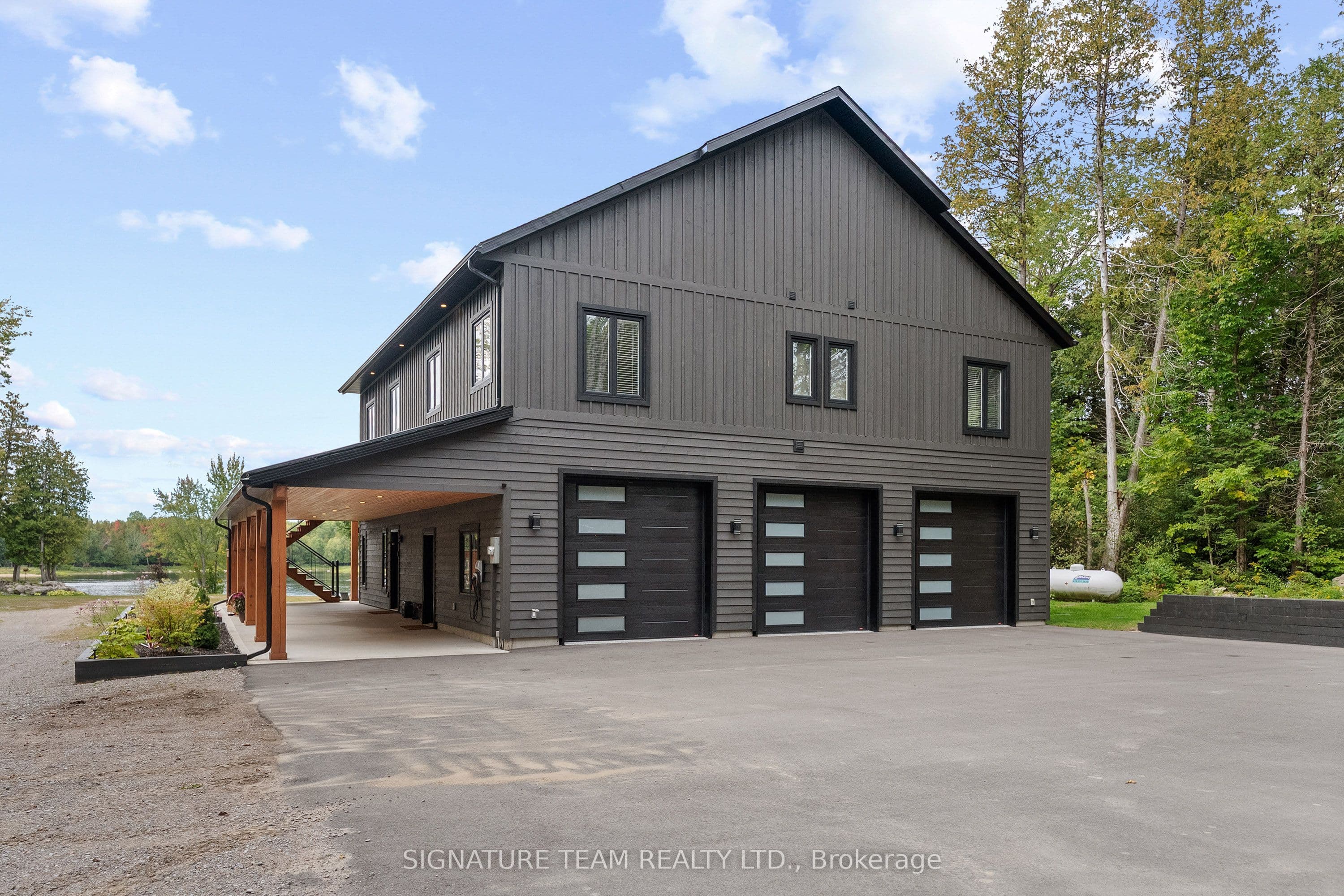 777 Rapid Road, Whitewater Region, ON K0J 2L0