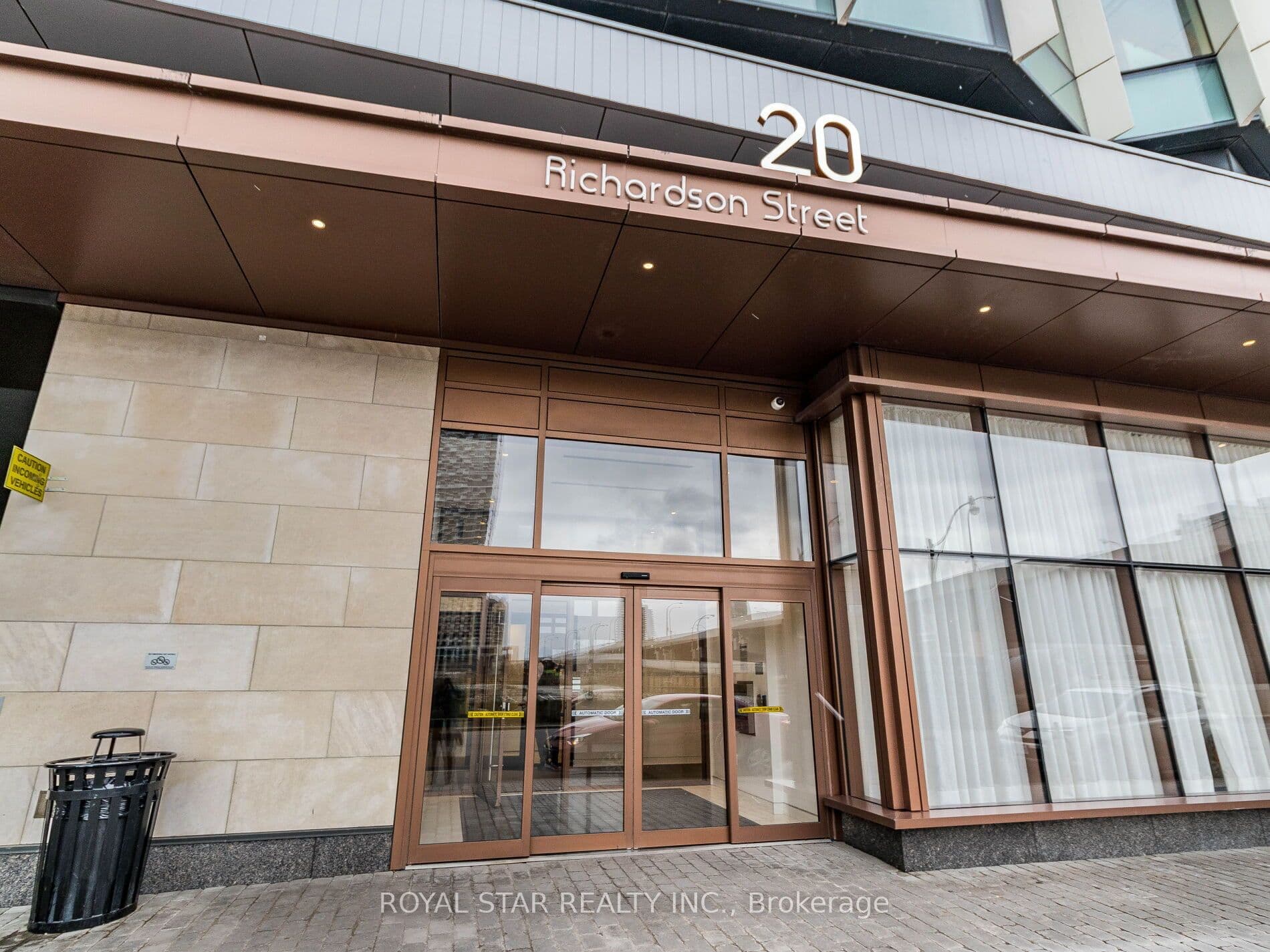20 Richardson Street 1305, Toronto, ON M5A 0S6