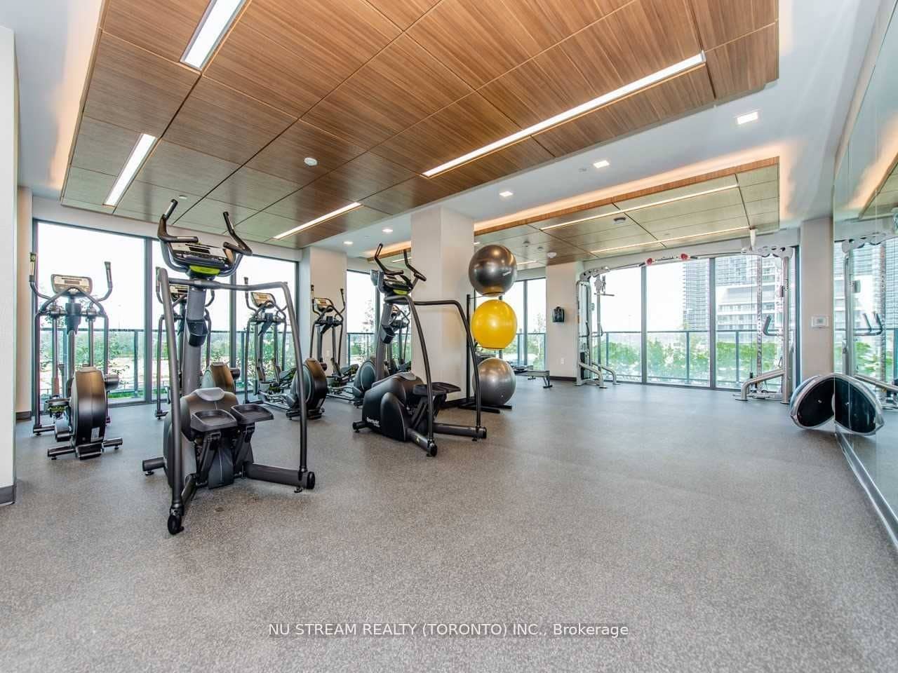 30 Shore Breeze Drive 3721, Toronto, ON M8V 0J1