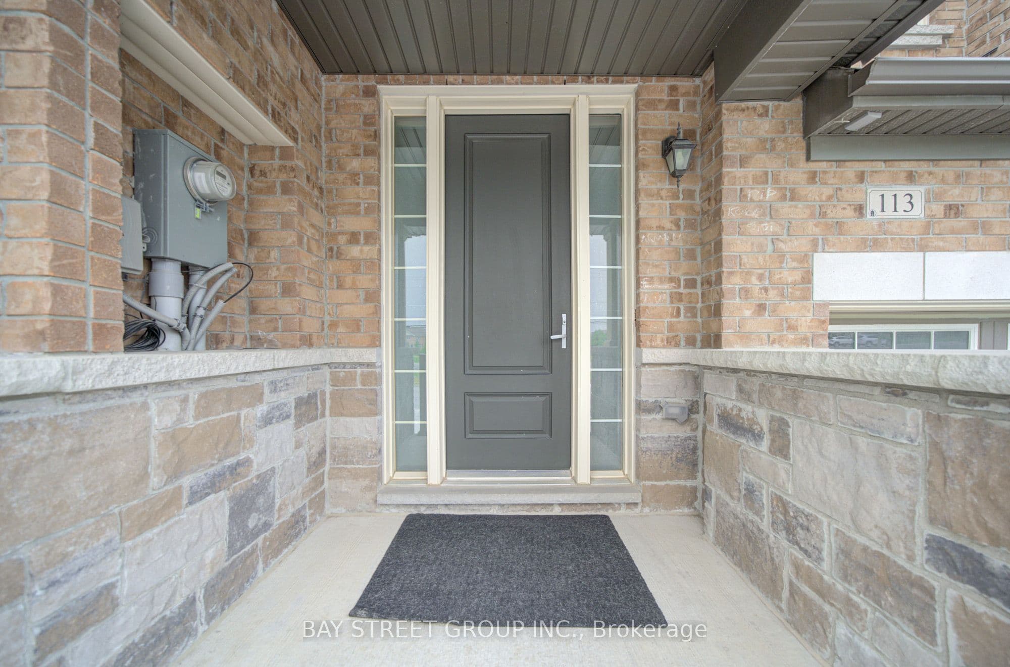 113 Drizzel Crescent, Richmond Hill, ON L4E 1G8