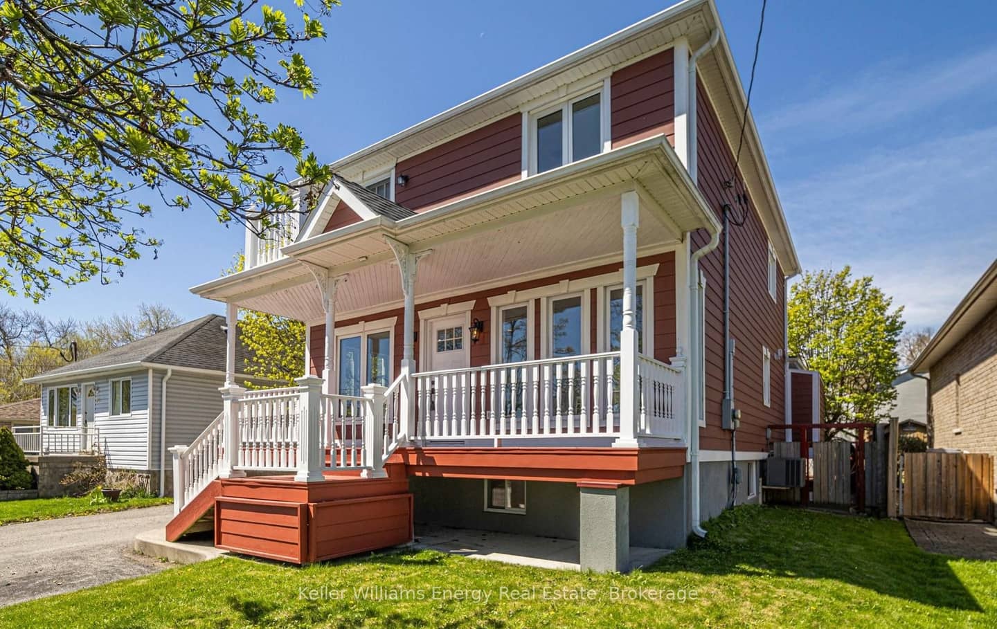 676 Victory Drive, Pickering, ON L1W 2S2