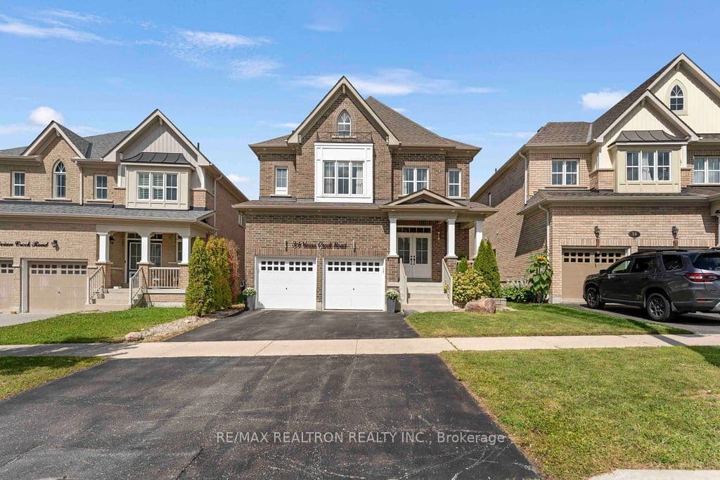 34 Vivian Creek Road, East Gwillimbury, ON L0G 1M0