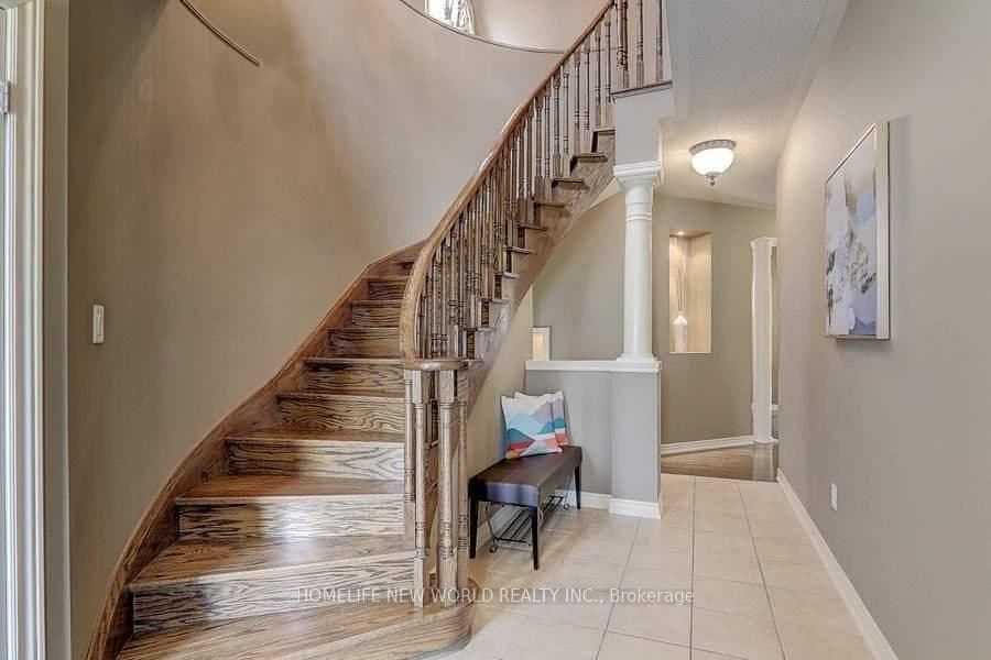 59 Albright Crescent, Richmond Hill, ON L4E 4Z4