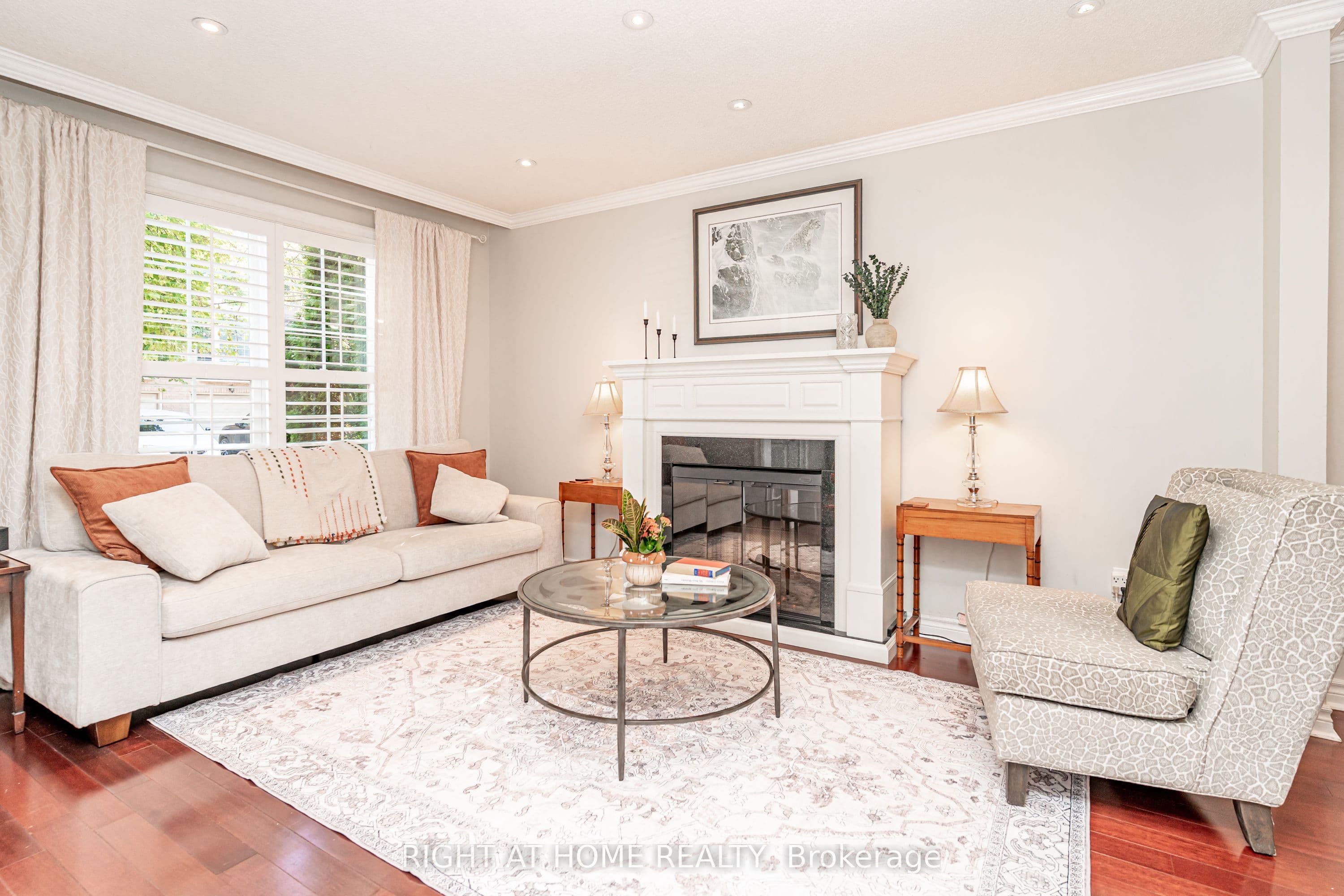 2272 Mowat Avenue 9, Oakville, ON L6H 5L8