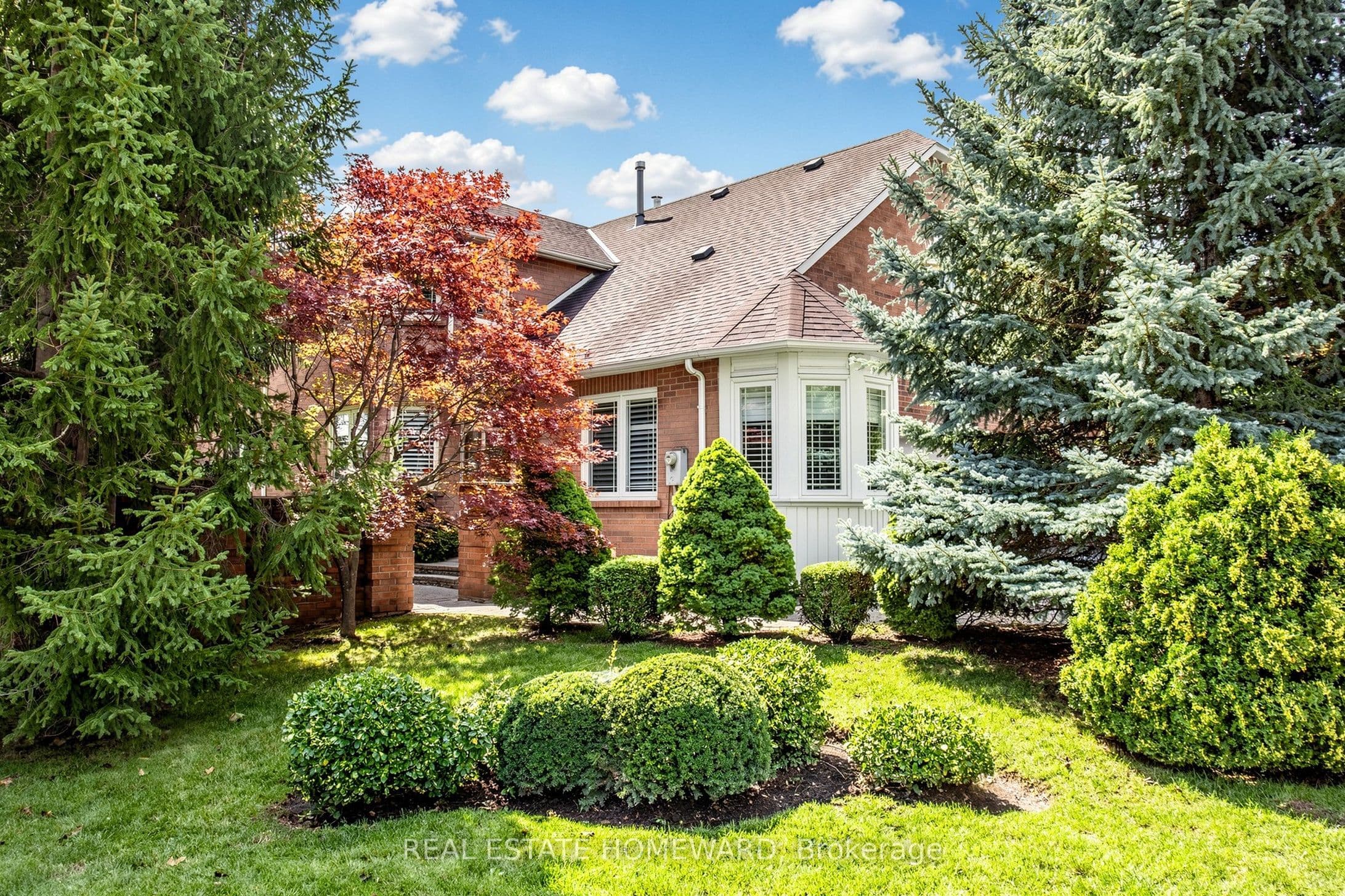 3 Green Acres Road, Vaughan, ON L4J 4R7