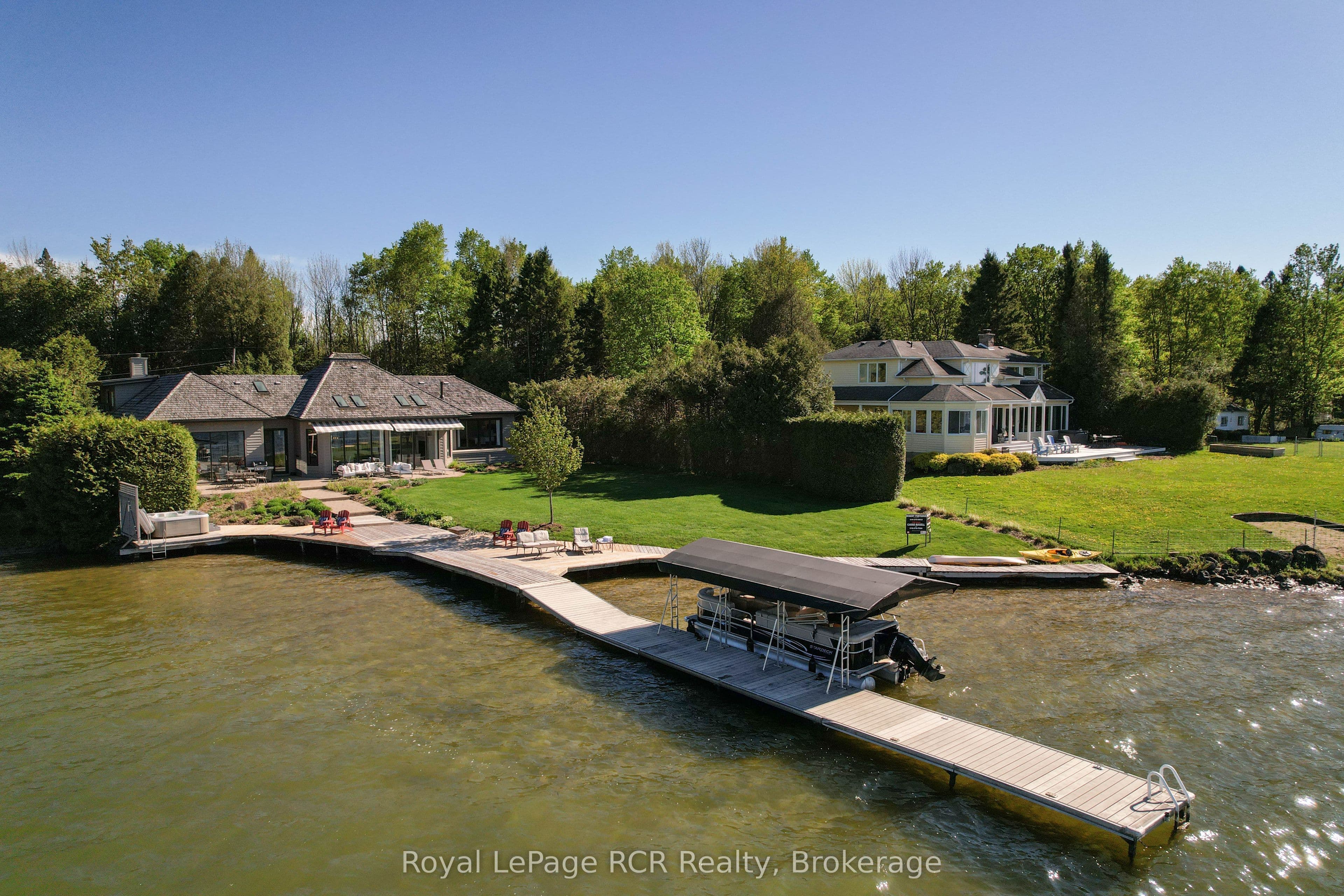 139 South Shores Road, Grey Highlands, ON N0C 1E0