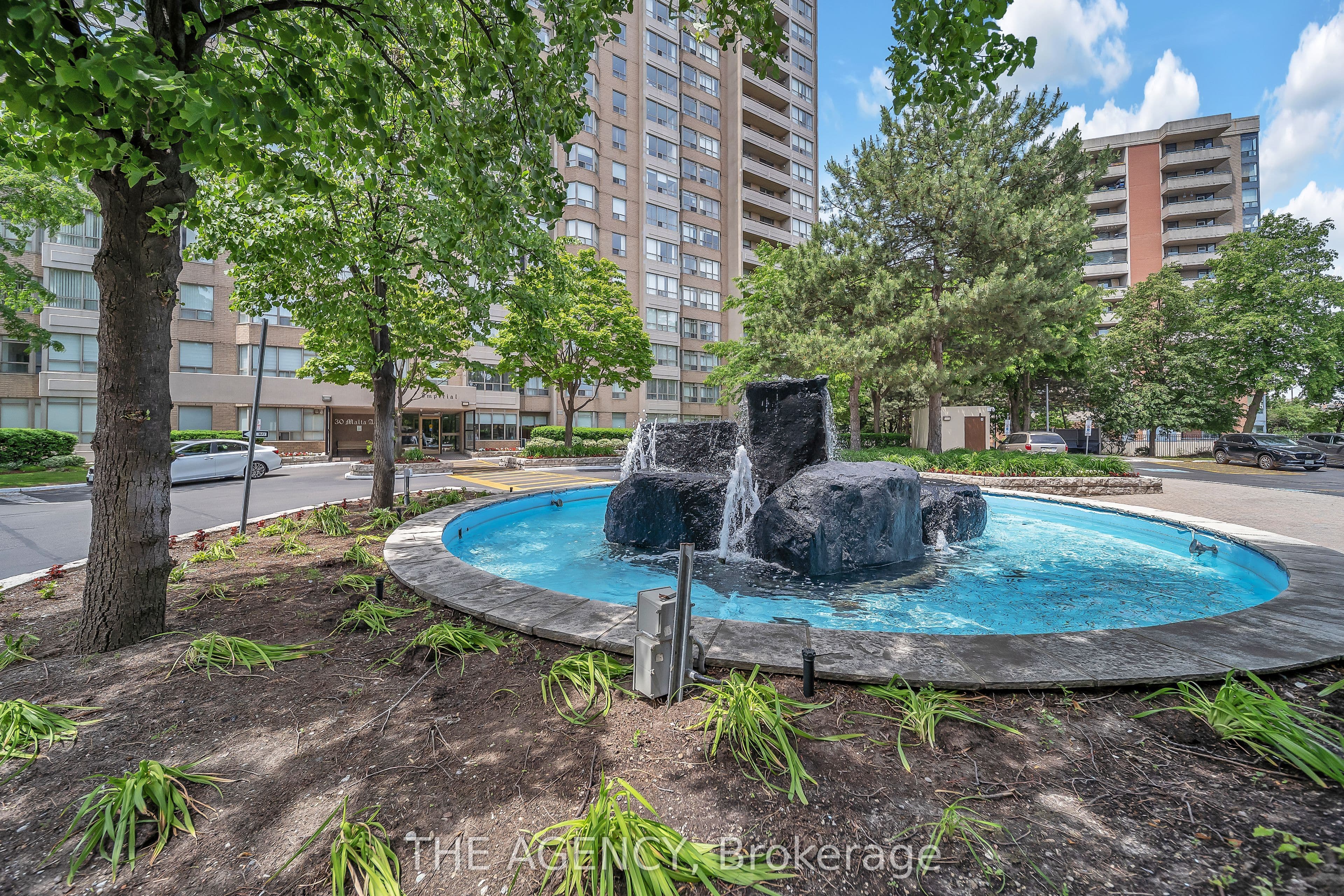 30 Malta Avenue 505, Brampton, ON L6Y 4S5
