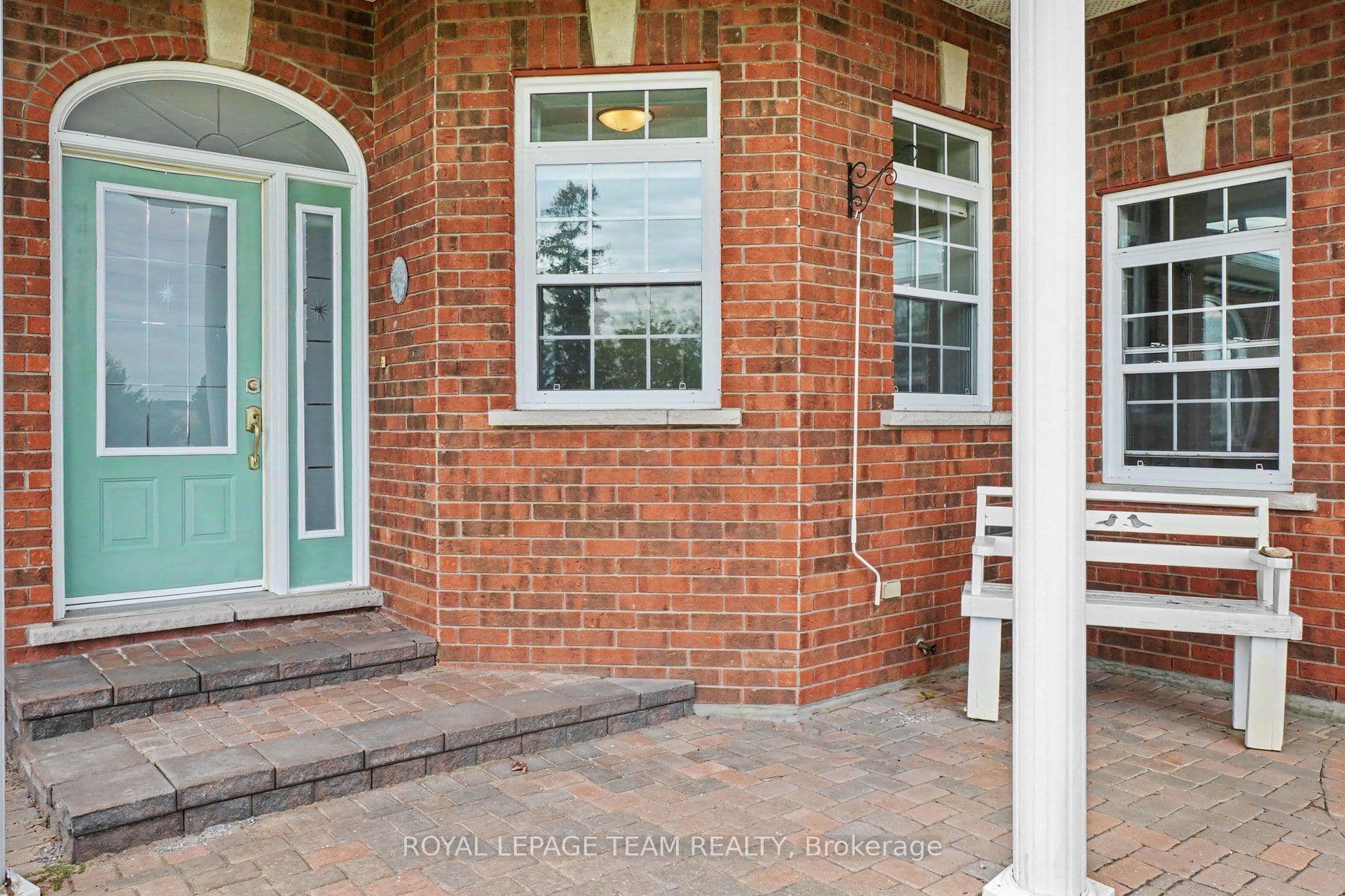 3282 County 16 Road, North Dundas, ON K0E 1W0