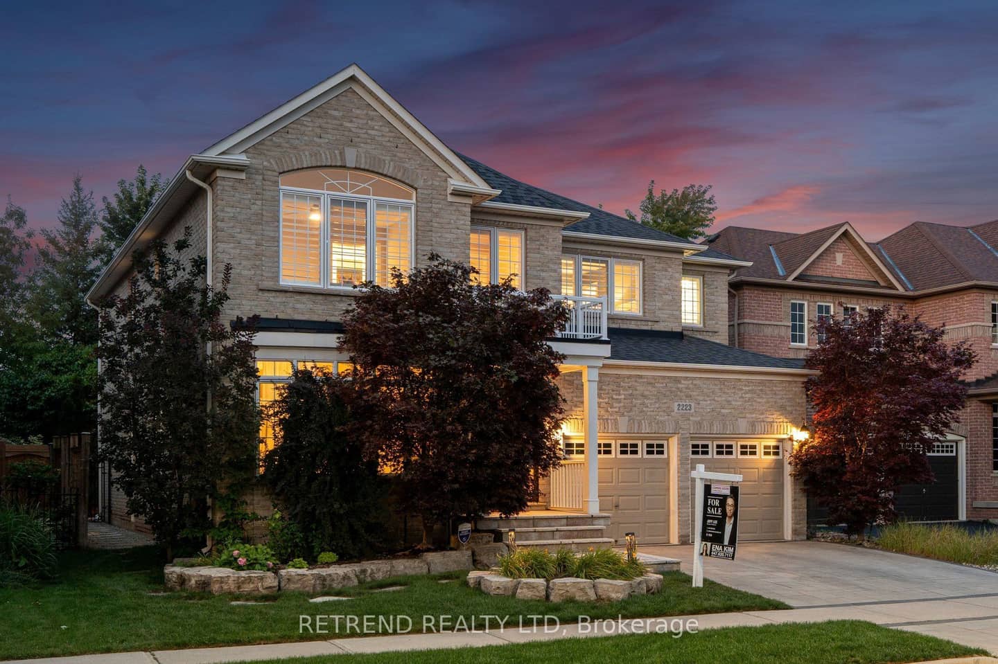 2223 Wuthering Heights Way, Oakville, ON L6M 0A3