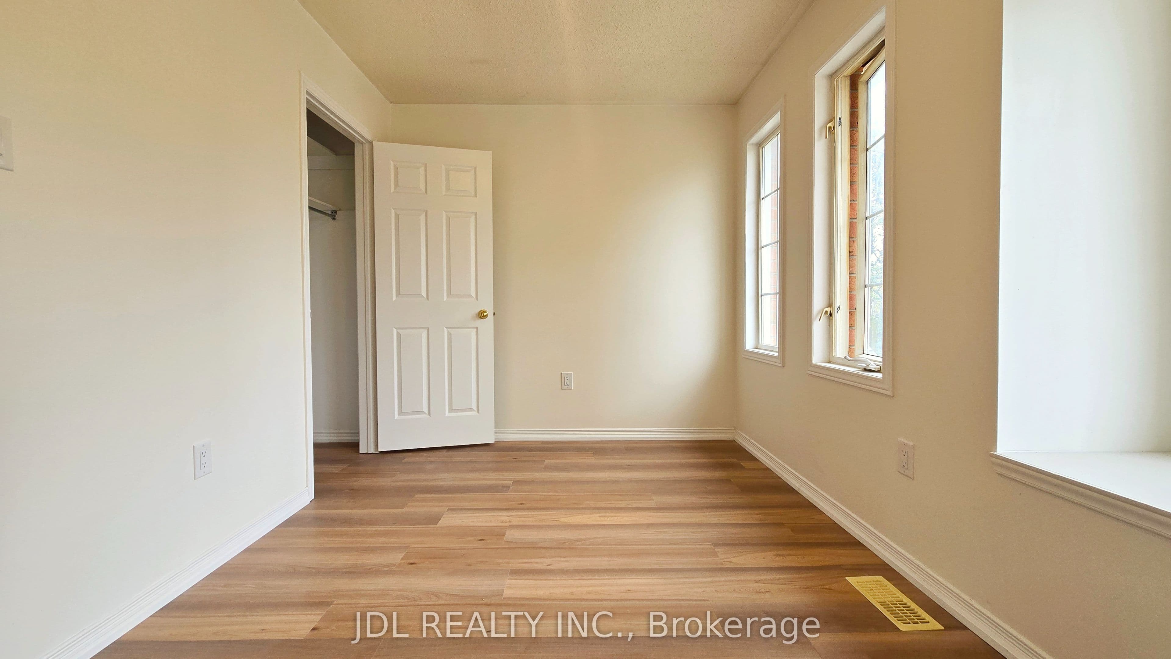 37 Holmwood Street, Richmond Hill, ON L4B 4K5