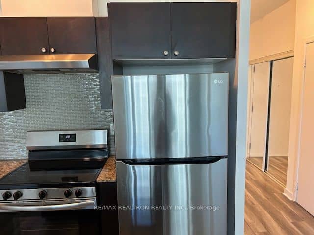155 Legion Road N 308, Toronto, ON M8Y 0A7