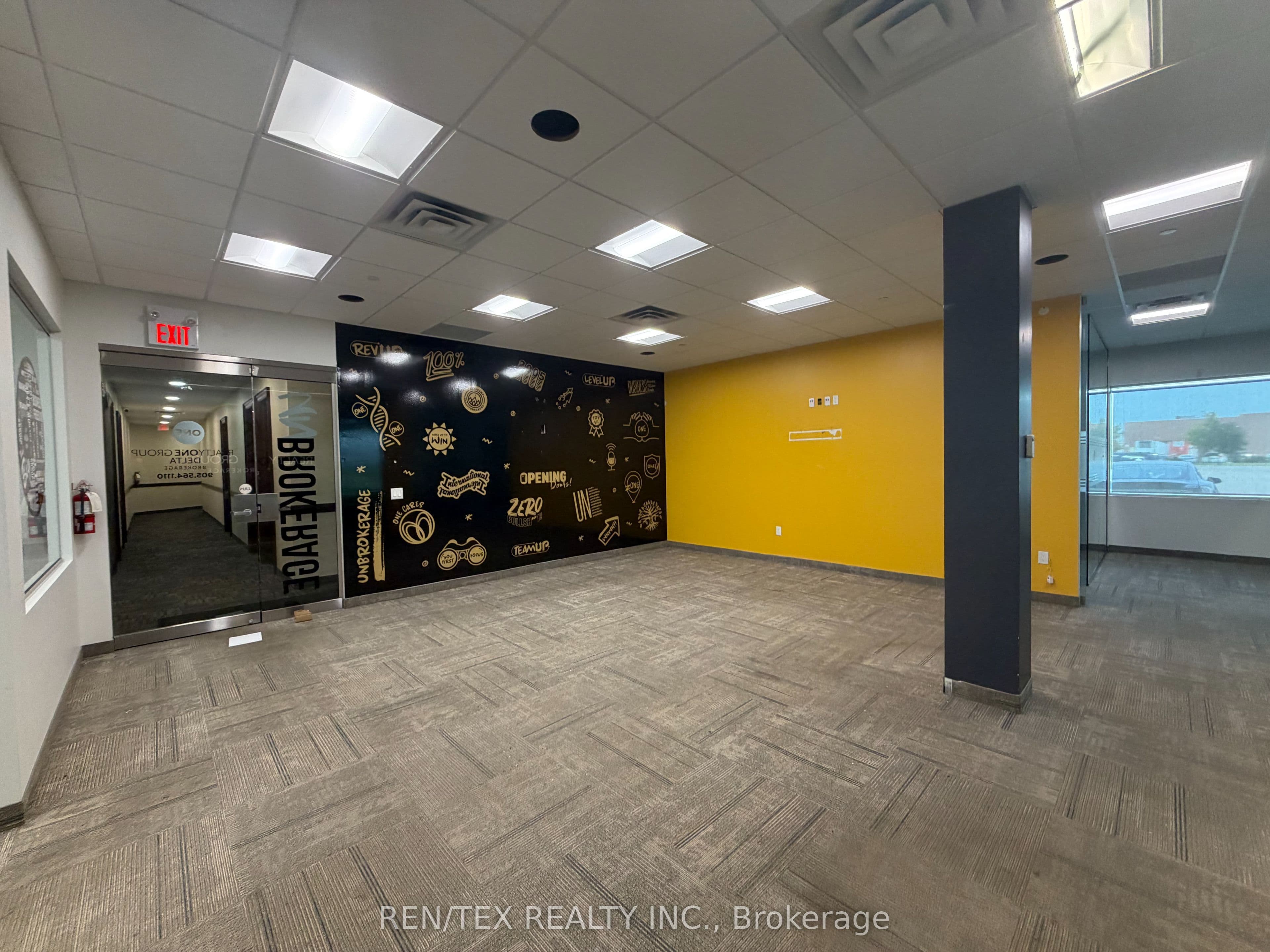 30 Topflight Drive 101, Mississauga, ON L5S 0A8