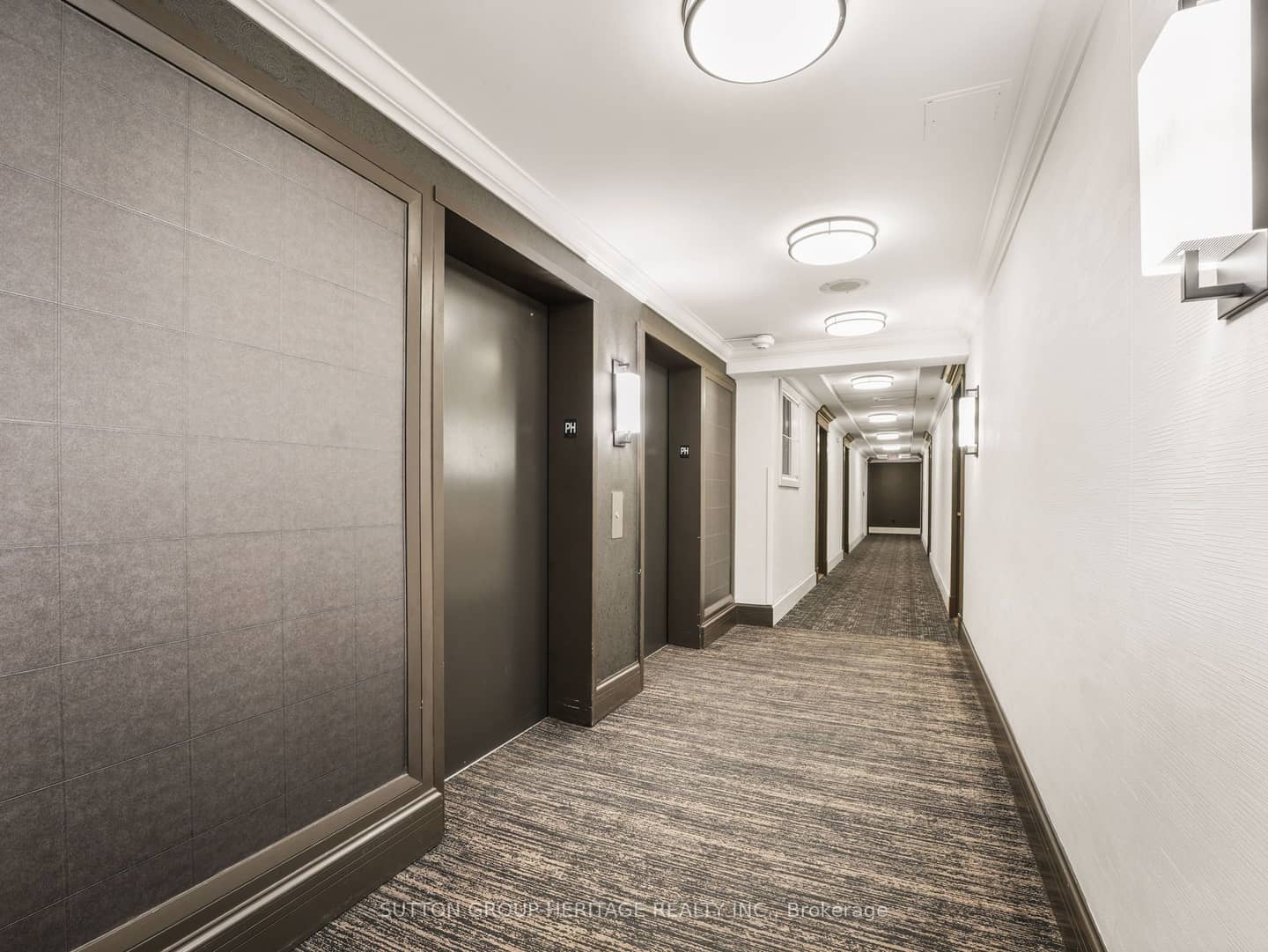 123 Omni Drive PH 69, Toronto, ON M1P 5A6