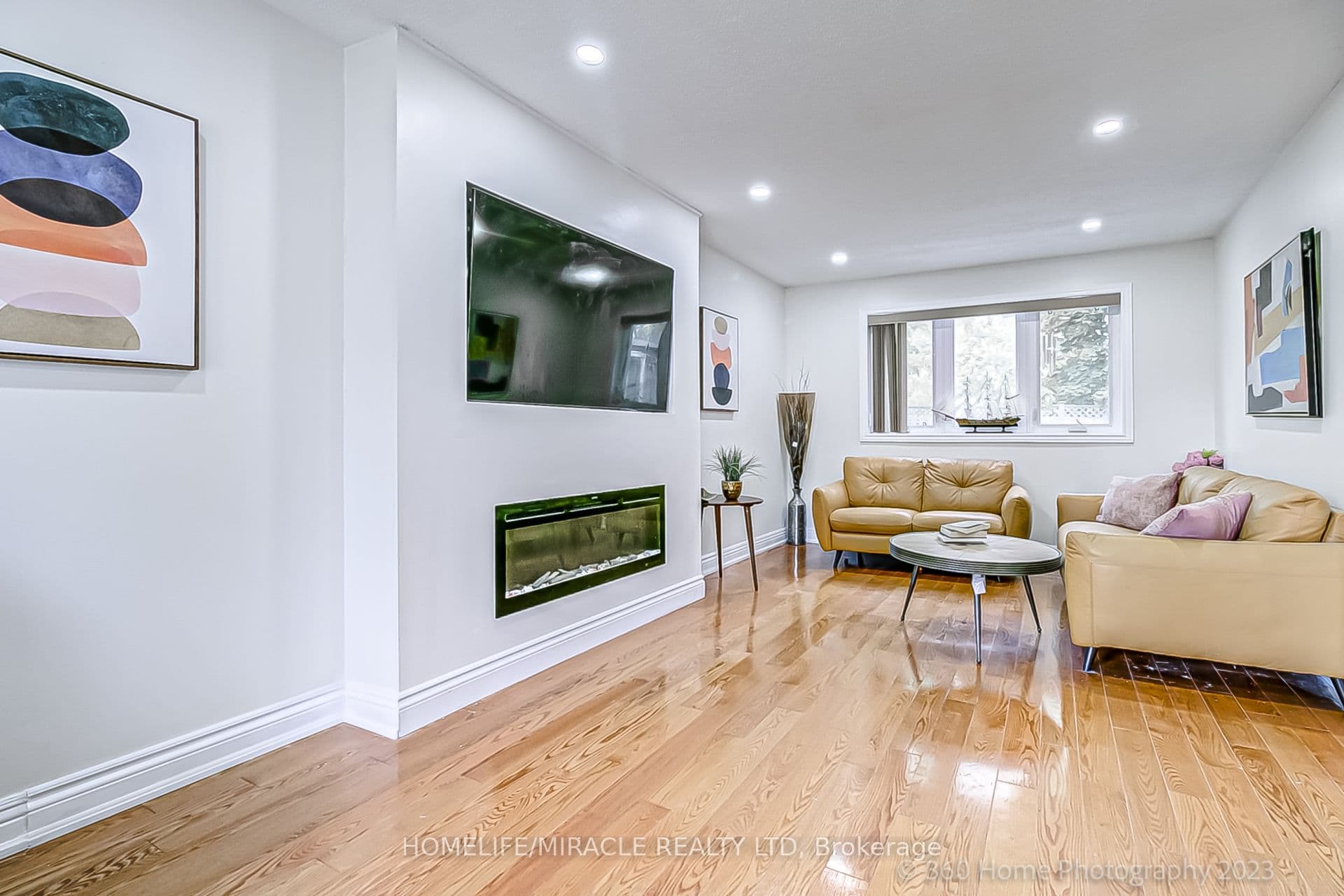 137 Merkley Square, Toronto, ON M1G 2Y5
