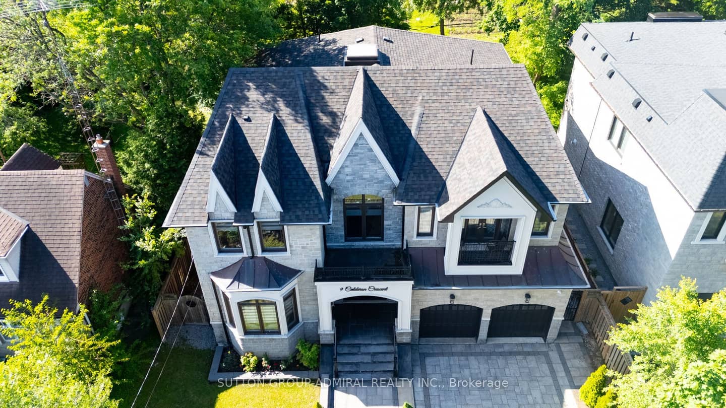 9 Calderon Crescent, Toronto, ON M2R 2E4