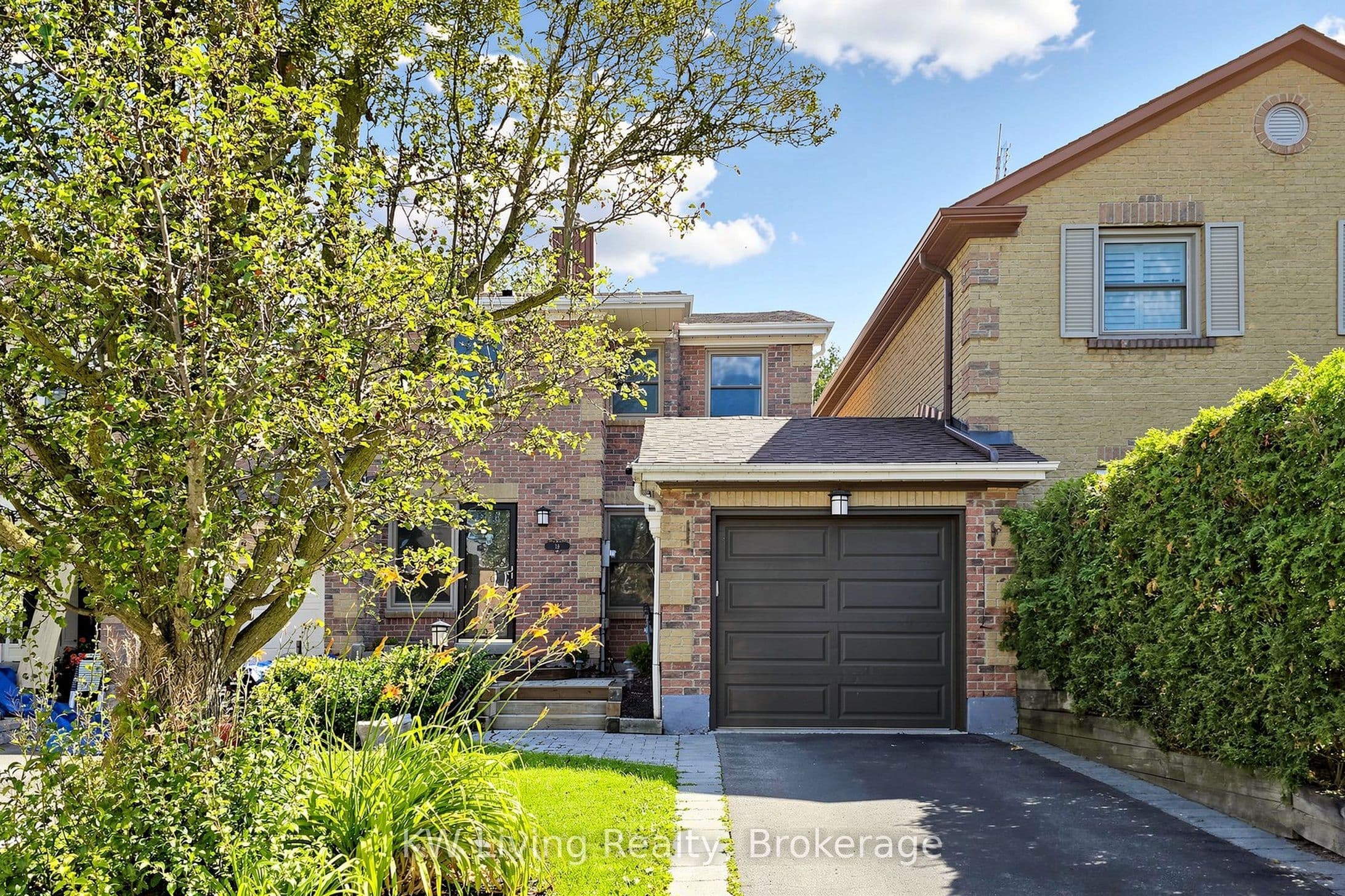 19 Sarah Jane Court, Markham, ON L3P 4A6