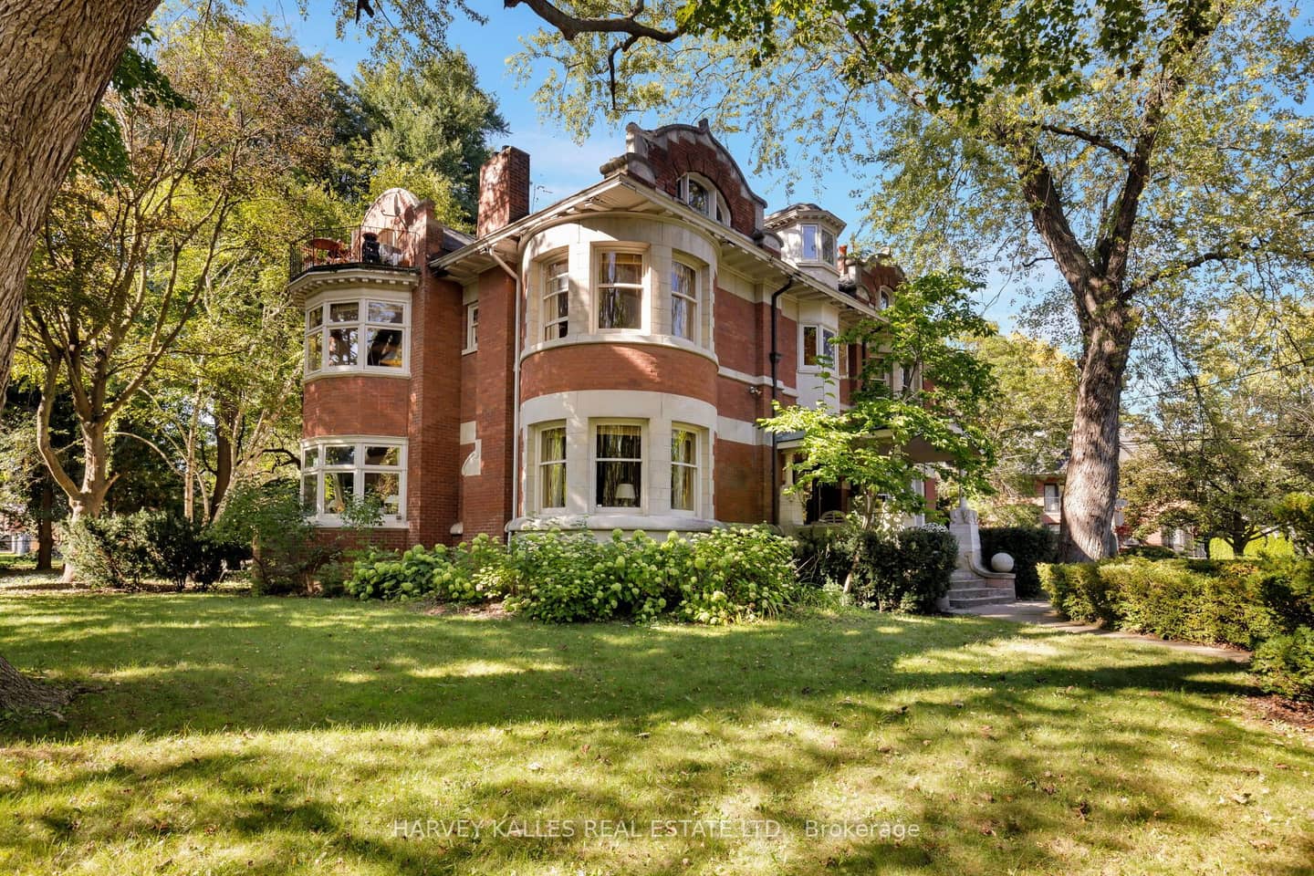 114 Glen Road, Toronto, ON M4W 2V9