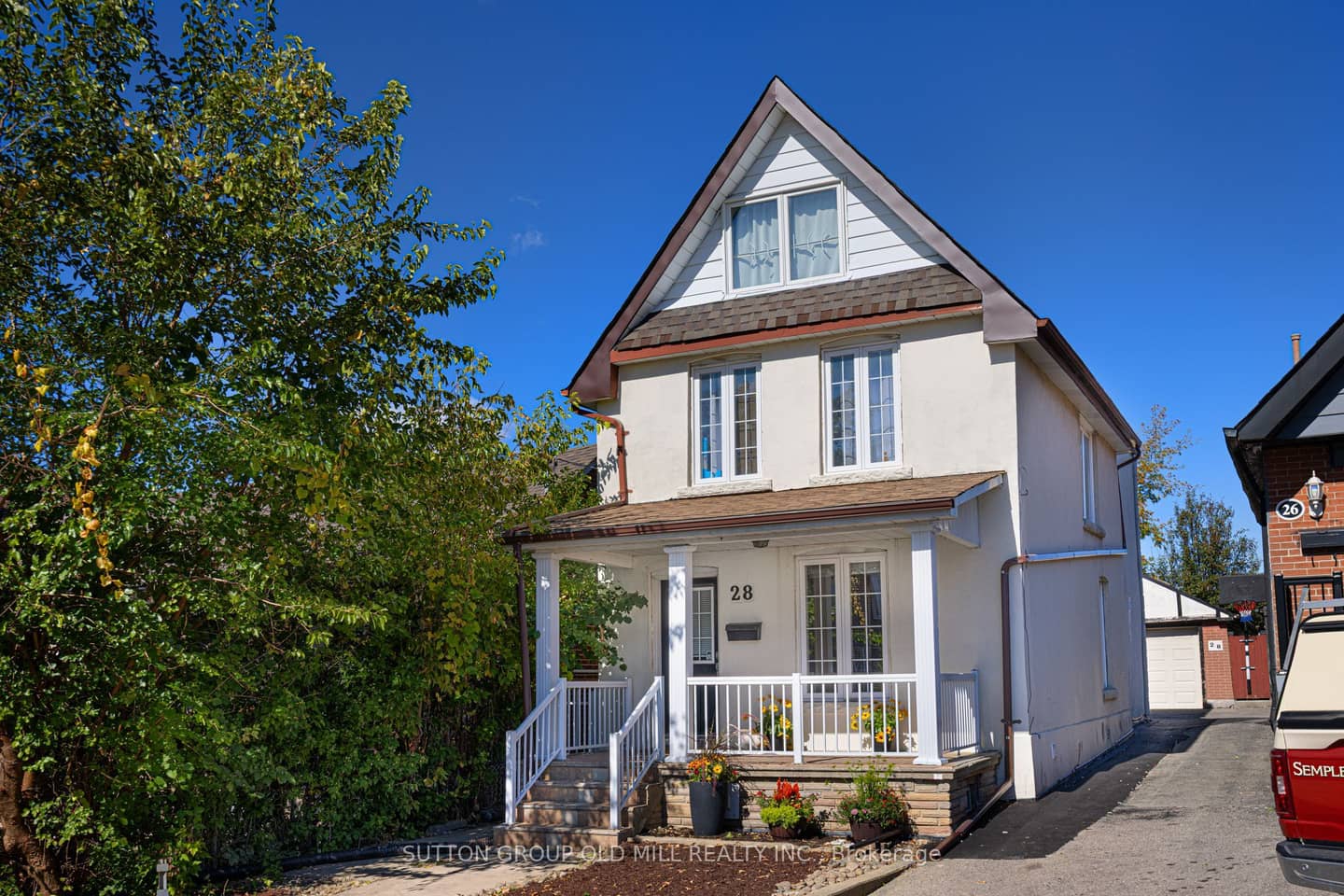 28 Holwood Avenue, Toronto, ON M6M 1P5