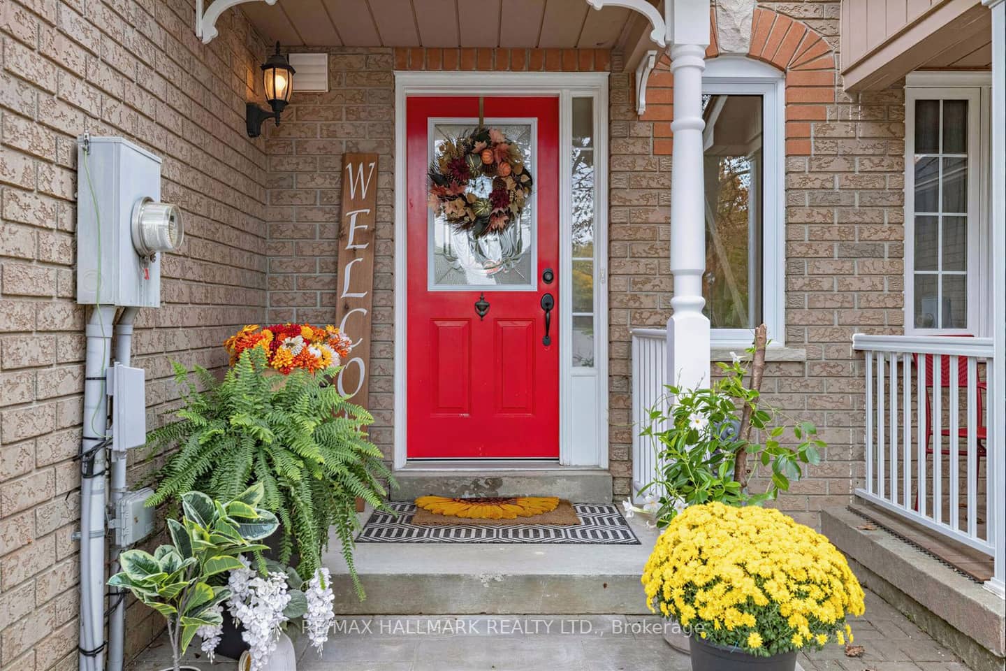 484 Bartholemew Drive, Newmarket, ON L3X 2E5