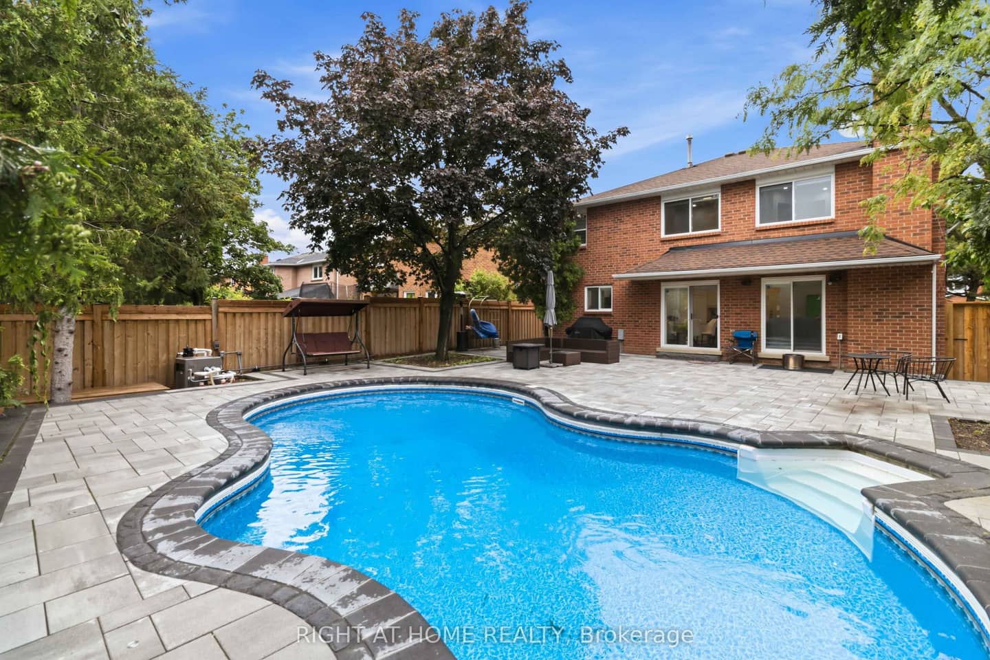 2128 Eighth Line, Oakville, ON L6H 4W4
