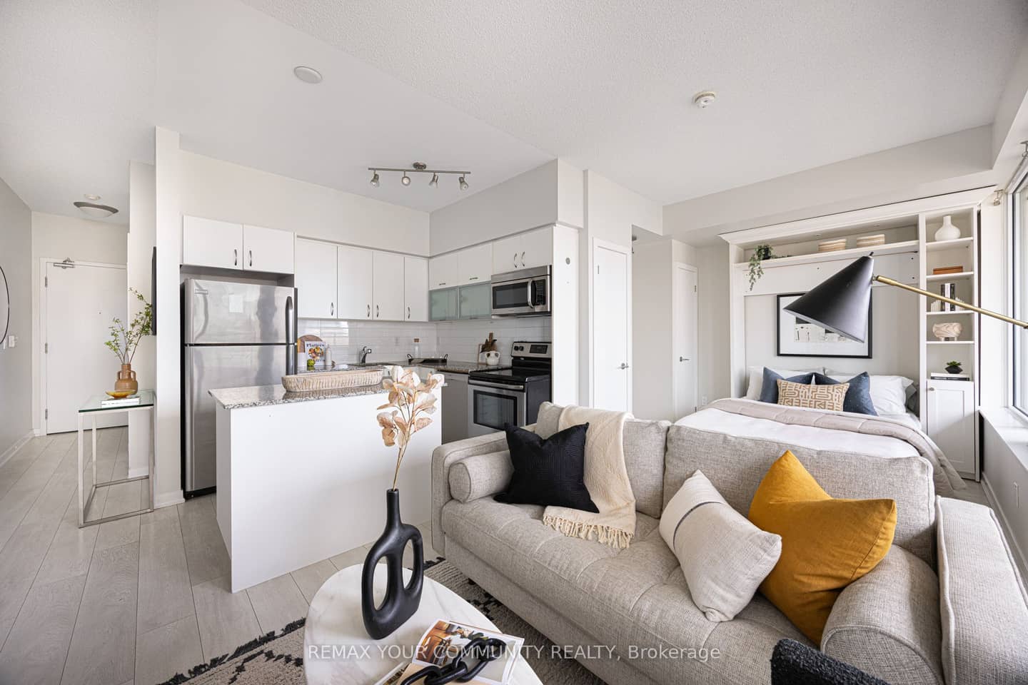 55 East Liberty Street 1109, Toronto, ON M6K 3P9