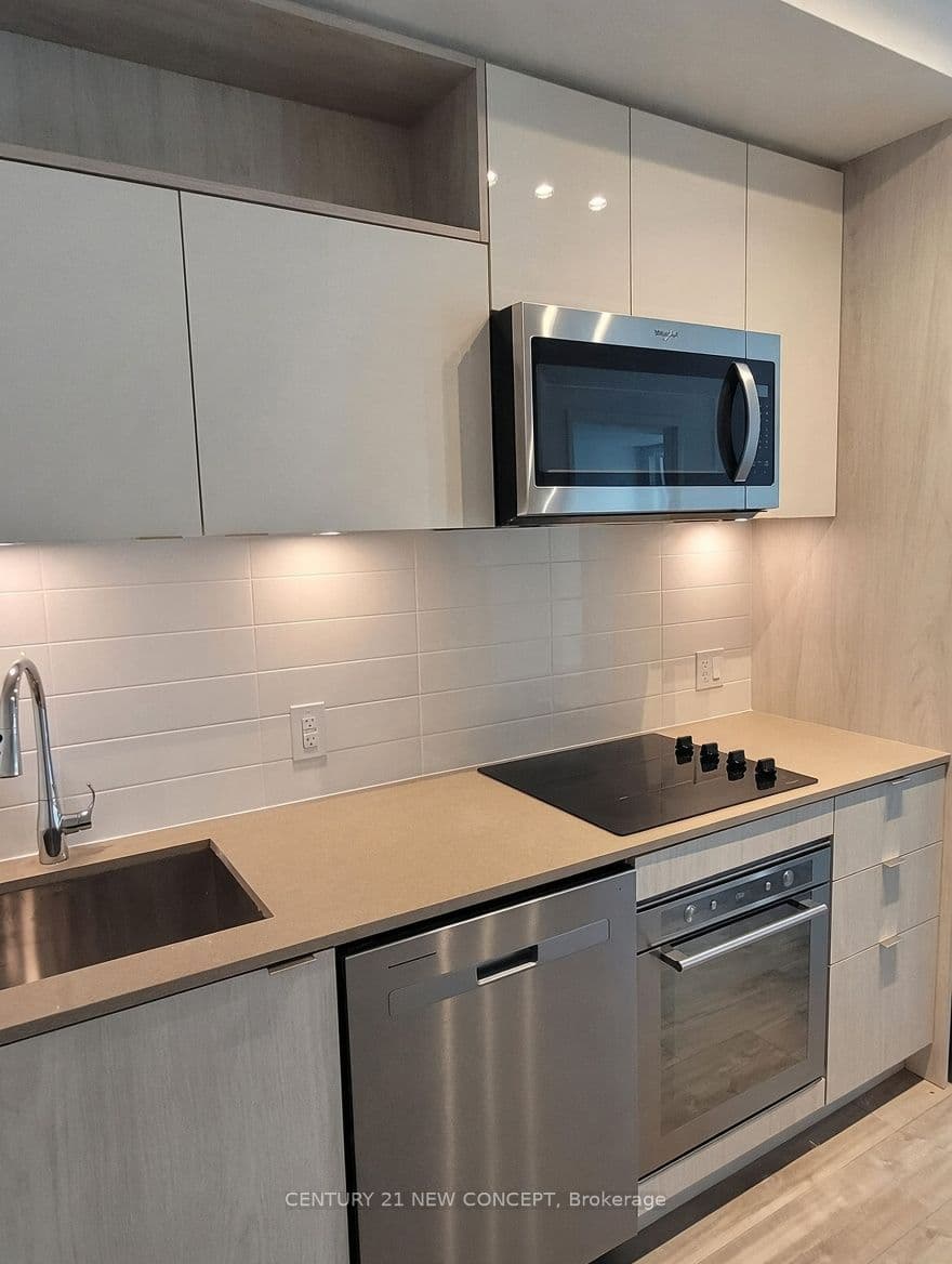 121 Lower Sherbourne Street 745, Toronto, ON M5A 4J4