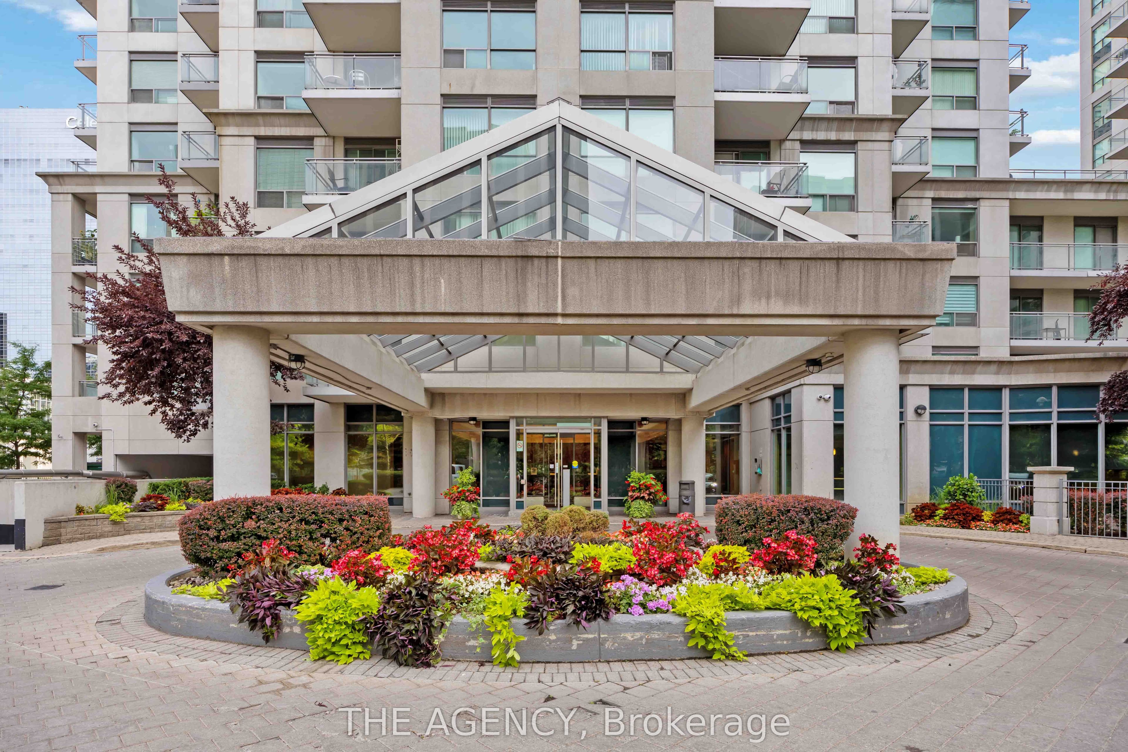 21 Hillcrest Avenue 3001, Toronto, ON M2N 7K2