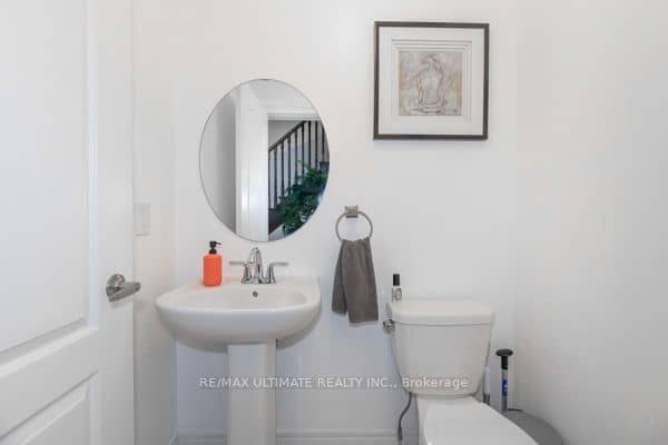 31 Davenfield Circle, Brampton, ON L6P 4M2
