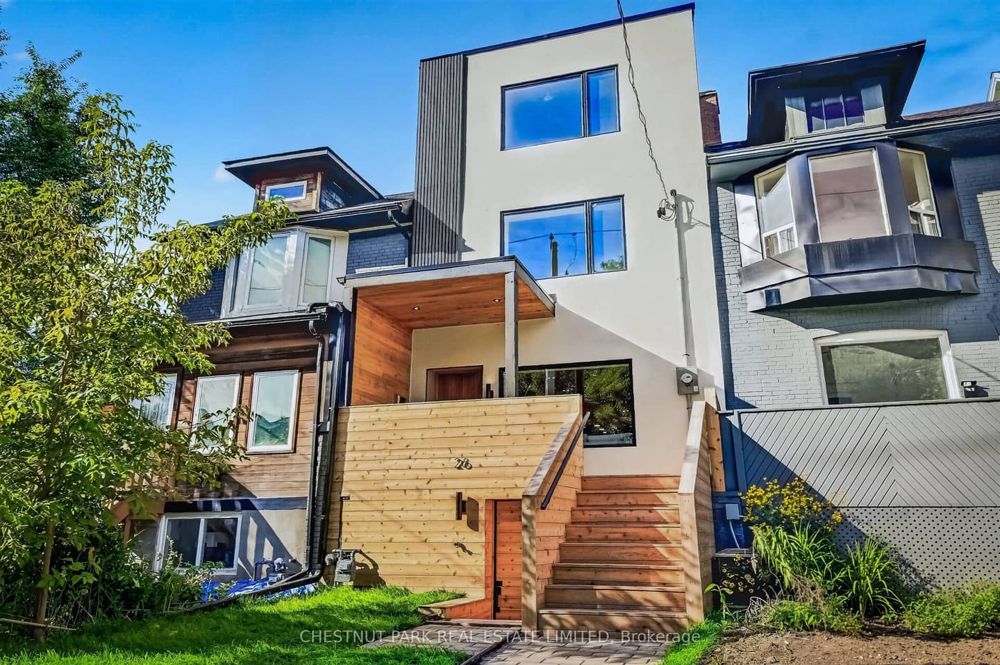26 Caroline Avenue, Toronto, ON M4M 2X7