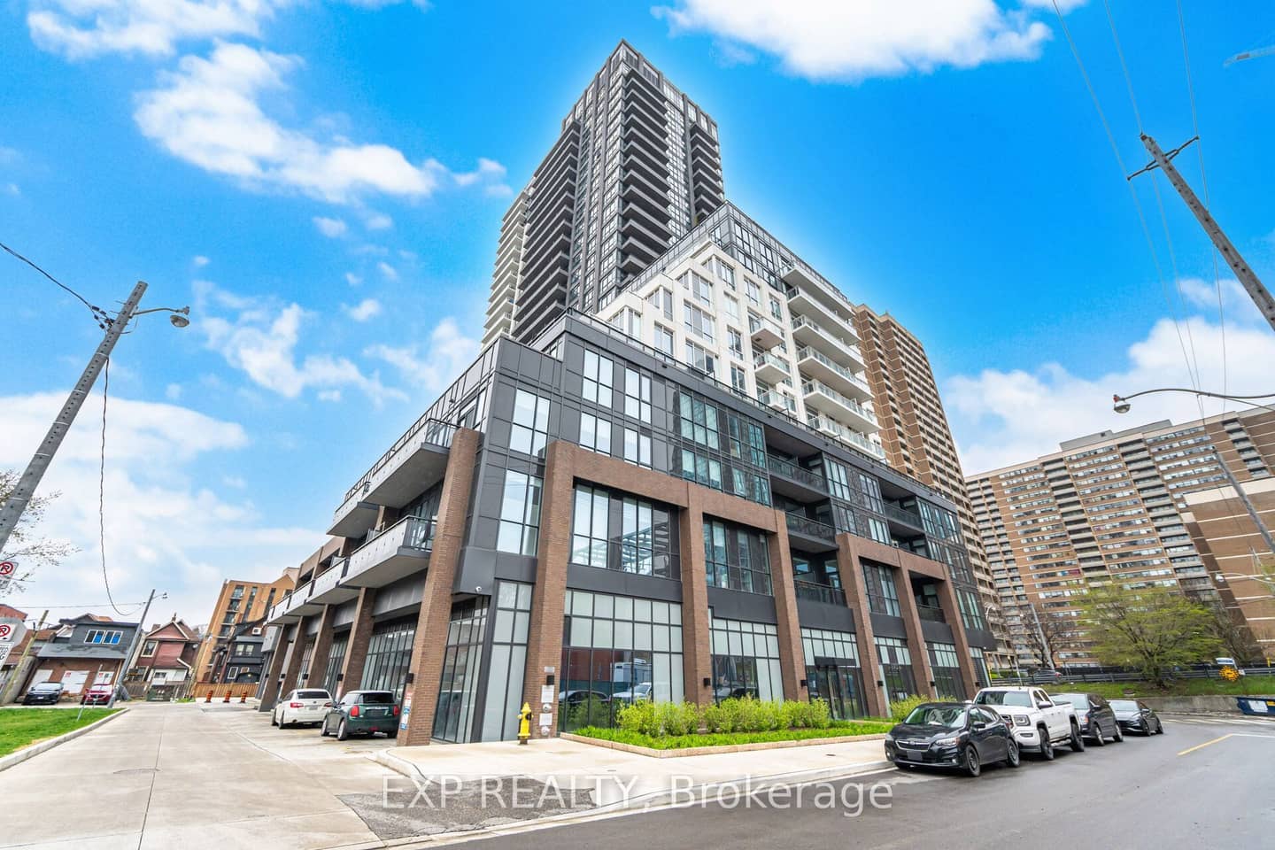 286 Main Street 10, Toronto, ON M4C 0B3