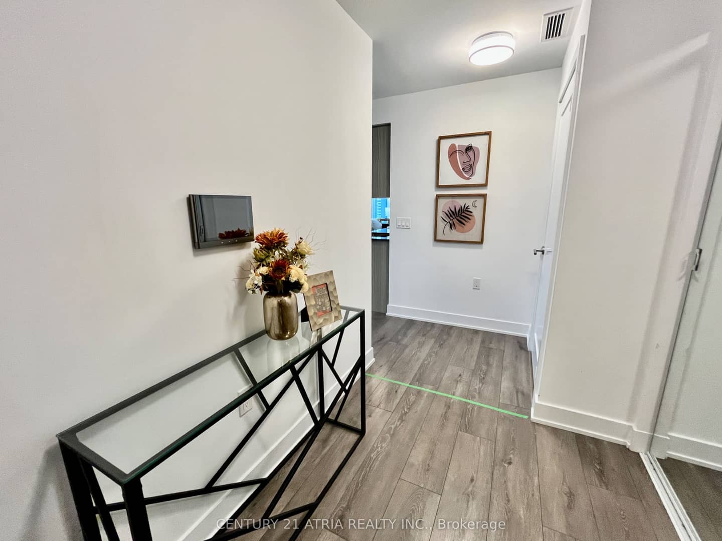 575 Bloor Street E 1608, Toronto, ON M4W 0B2