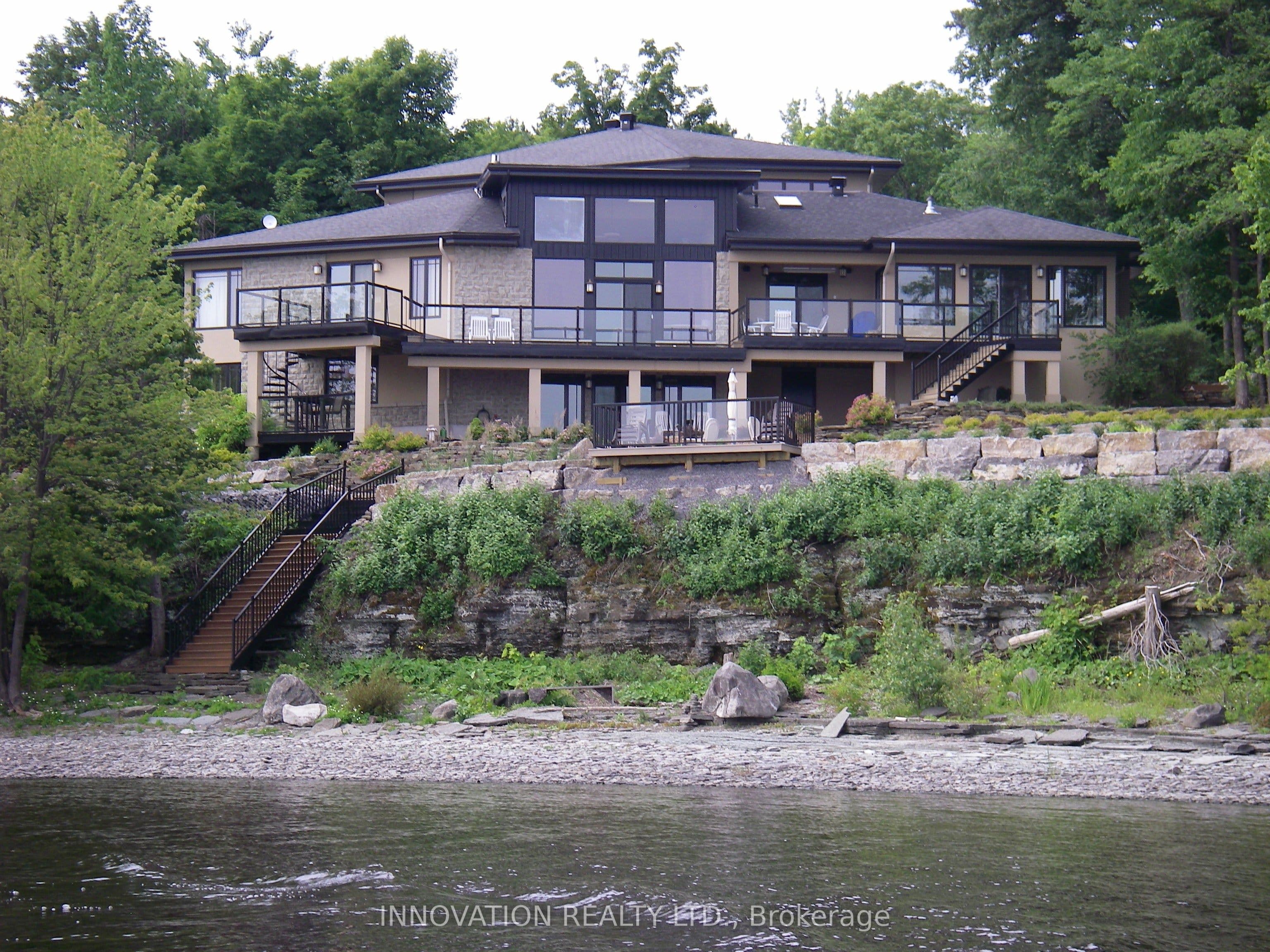 325 Berry Side Road, Kanata, ON K0A 1T0