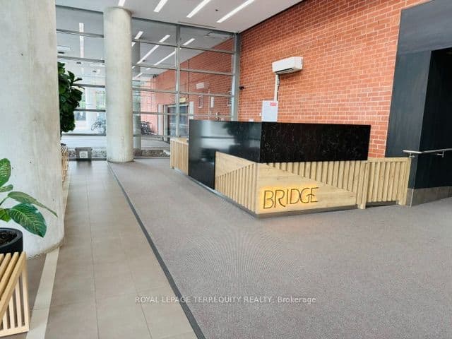 38 Joe Shuster Way 710, Toronto, ON M6K 0A5