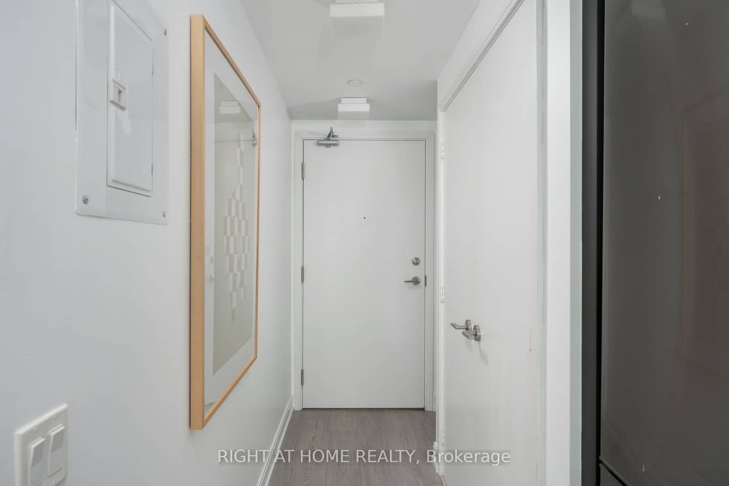 181 Dundas Street E 1115, Toronto, ON M5A 0N5