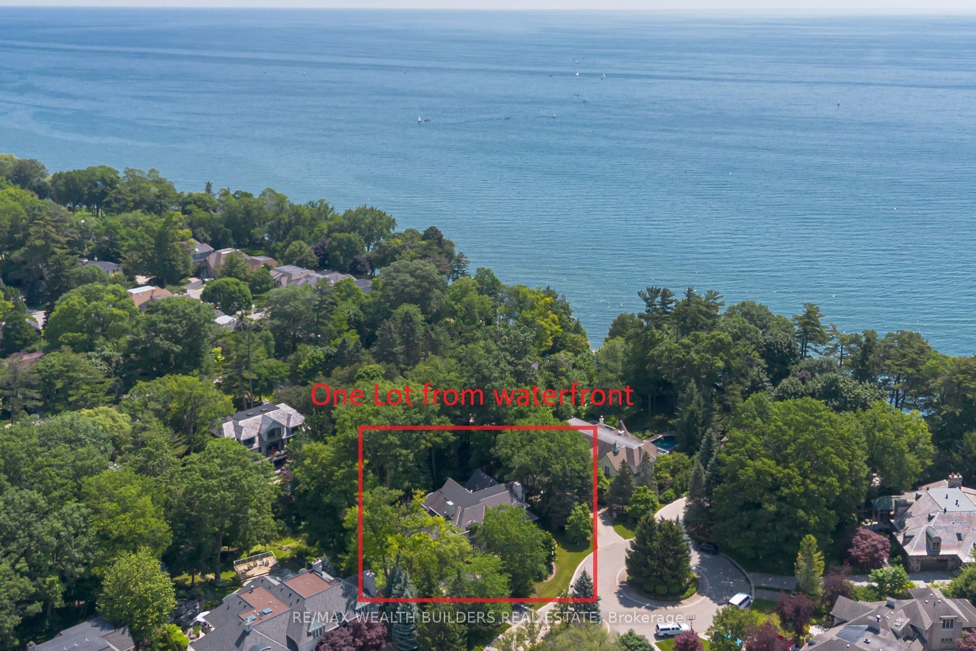 45 Shorewood Place, Oakville, ON L6K 3Y3